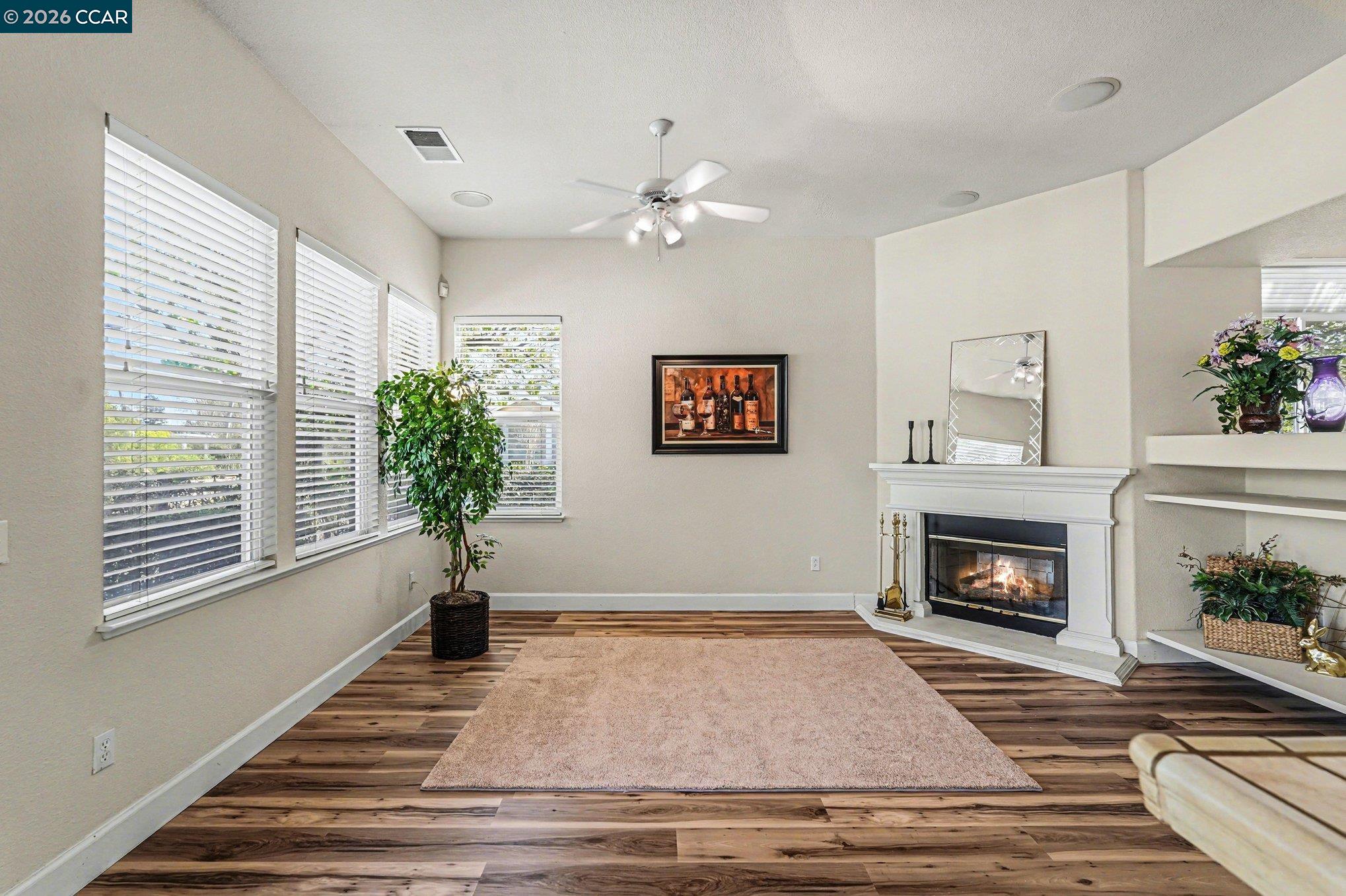 Detail Gallery Image 7 of 18 For 252 Wickson Way, Brentwood,  CA 94513 - 2 Beds | 2 Baths