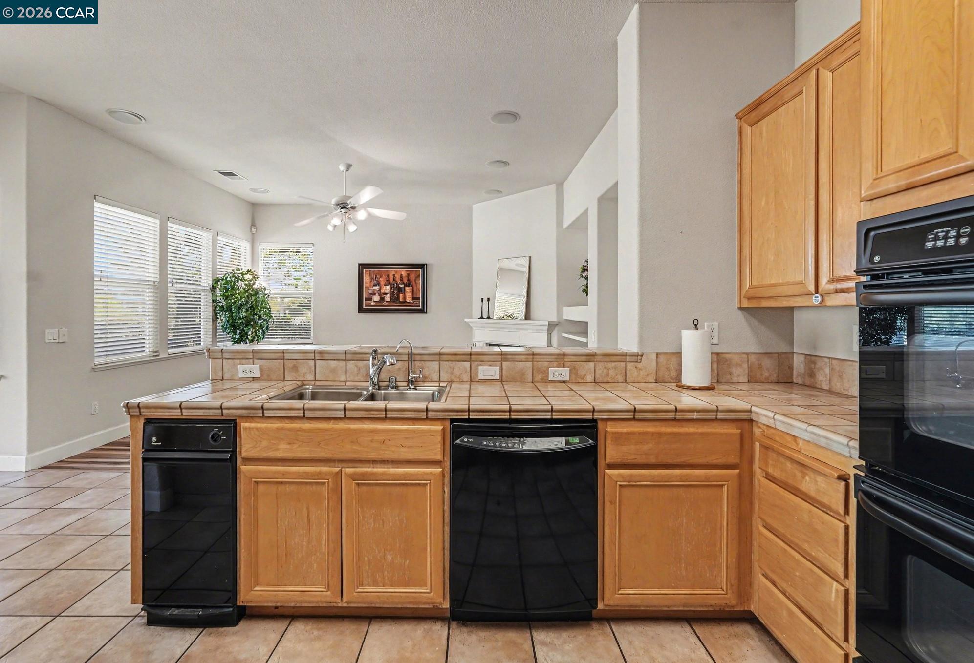 Detail Gallery Image 9 of 18 For 252 Wickson Way, Brentwood,  CA 94513 - 2 Beds | 2 Baths