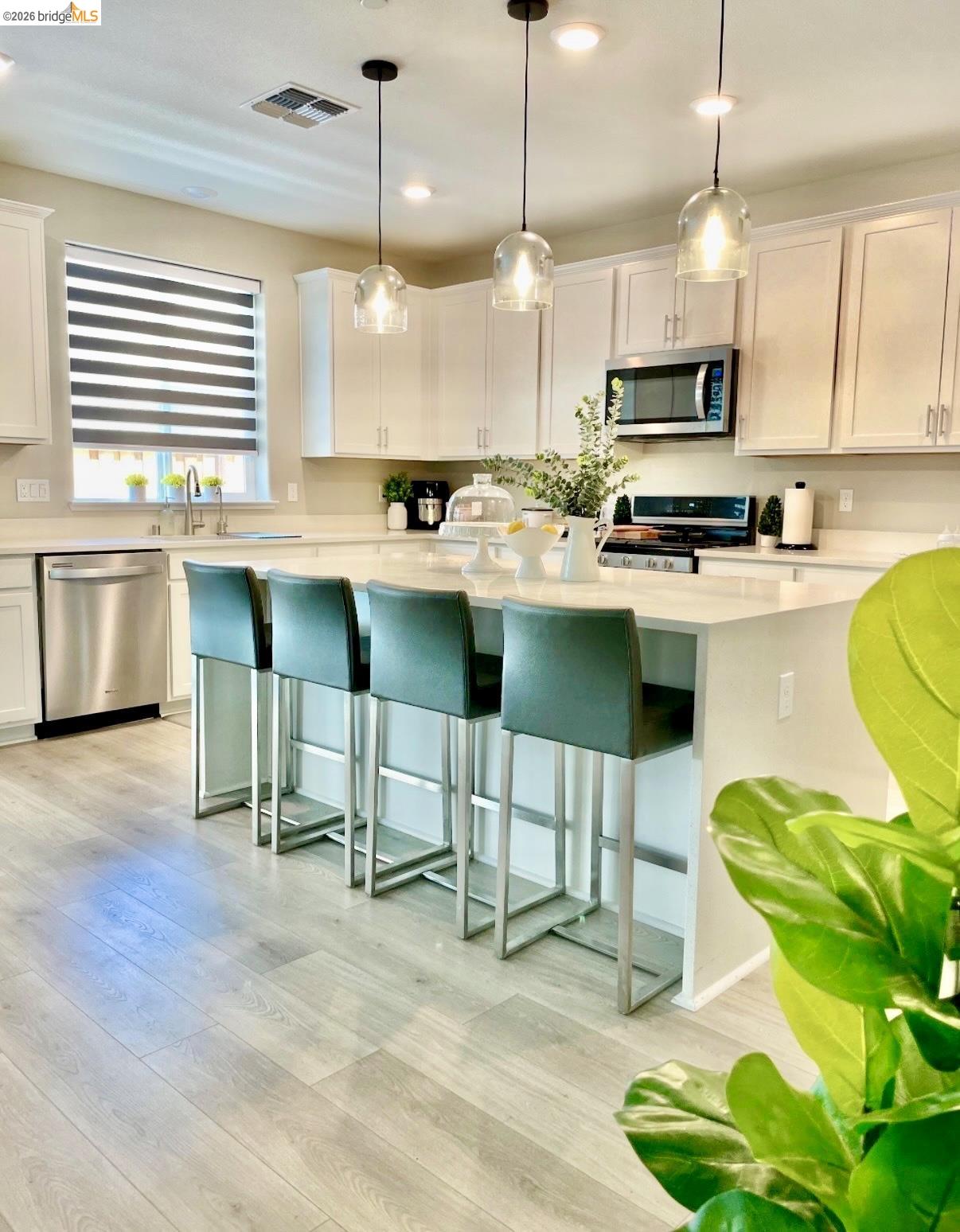 Detail Gallery Image 3 of 17 For 183 Goose Creek Avenue, Brentwood,  CA 94513 - 3 Beds | 2 Baths