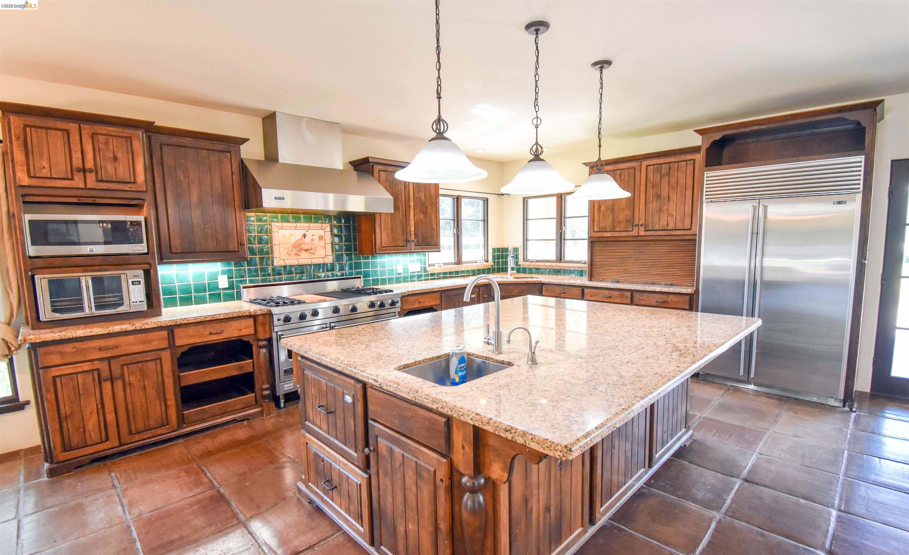 Detail Gallery Image 10 of 47 For 26255 Powell Ranch Rd, Sonora,  CA 95370 - 4 Beds | 4/1 Baths