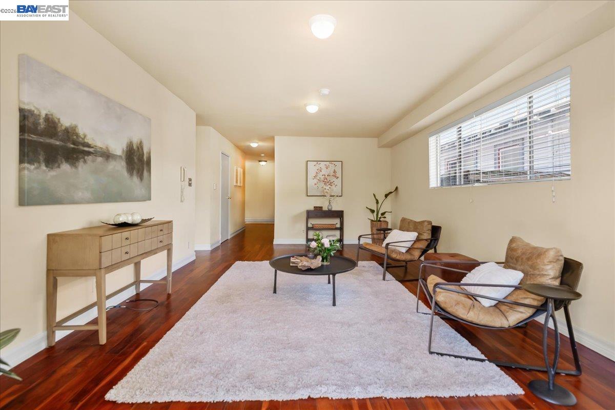 Detail Gallery Image 19 of 24 For 2751 Wallace St, Berkeley,  CA 94702 - 5 Beds | 3 Baths