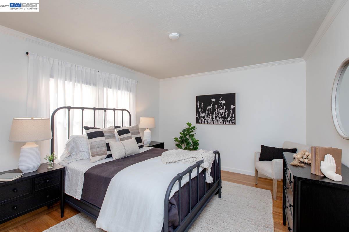 Detail Gallery Image 16 of 45 For 1321 Pearl St, Alameda,  CA 94501 - 3 Beds | 1 Baths