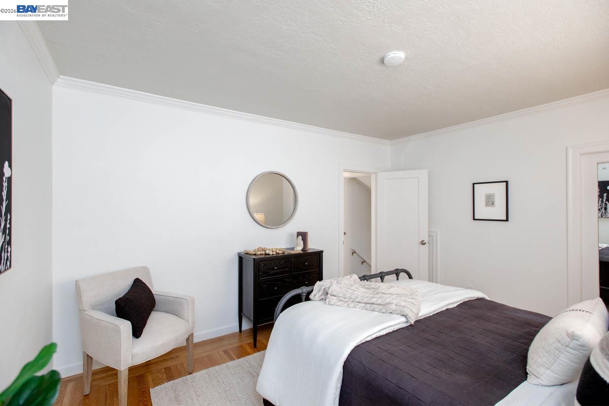 Detail Gallery Image 17 of 45 For 1321 Pearl St, Alameda,  CA 94501 - 3 Beds | 1 Baths