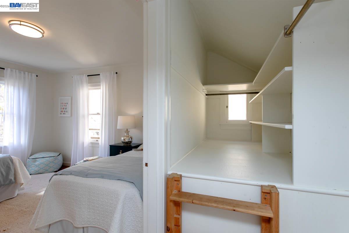 Detail Gallery Image 22 of 45 For 1321 Pearl St, Alameda,  CA 94501 - 3 Beds | 1 Baths