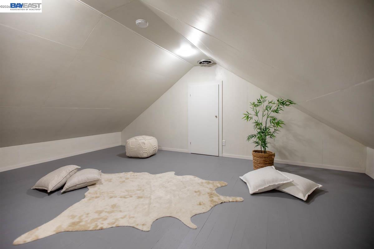 Detail Gallery Image 25 of 45 For 1321 Pearl St, Alameda,  CA 94501 - 3 Beds | 1 Baths