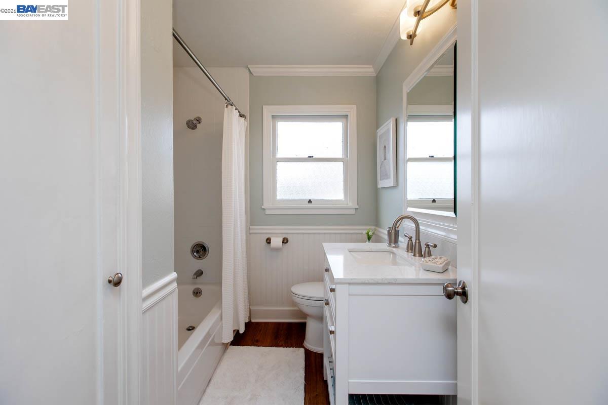 Detail Gallery Image 26 of 45 For 1321 Pearl St, Alameda,  CA 94501 - 3 Beds | 1 Baths