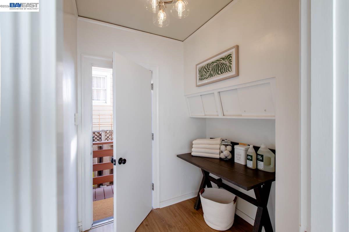 Detail Gallery Image 27 of 45 For 1321 Pearl St, Alameda,  CA 94501 - 3 Beds | 1 Baths