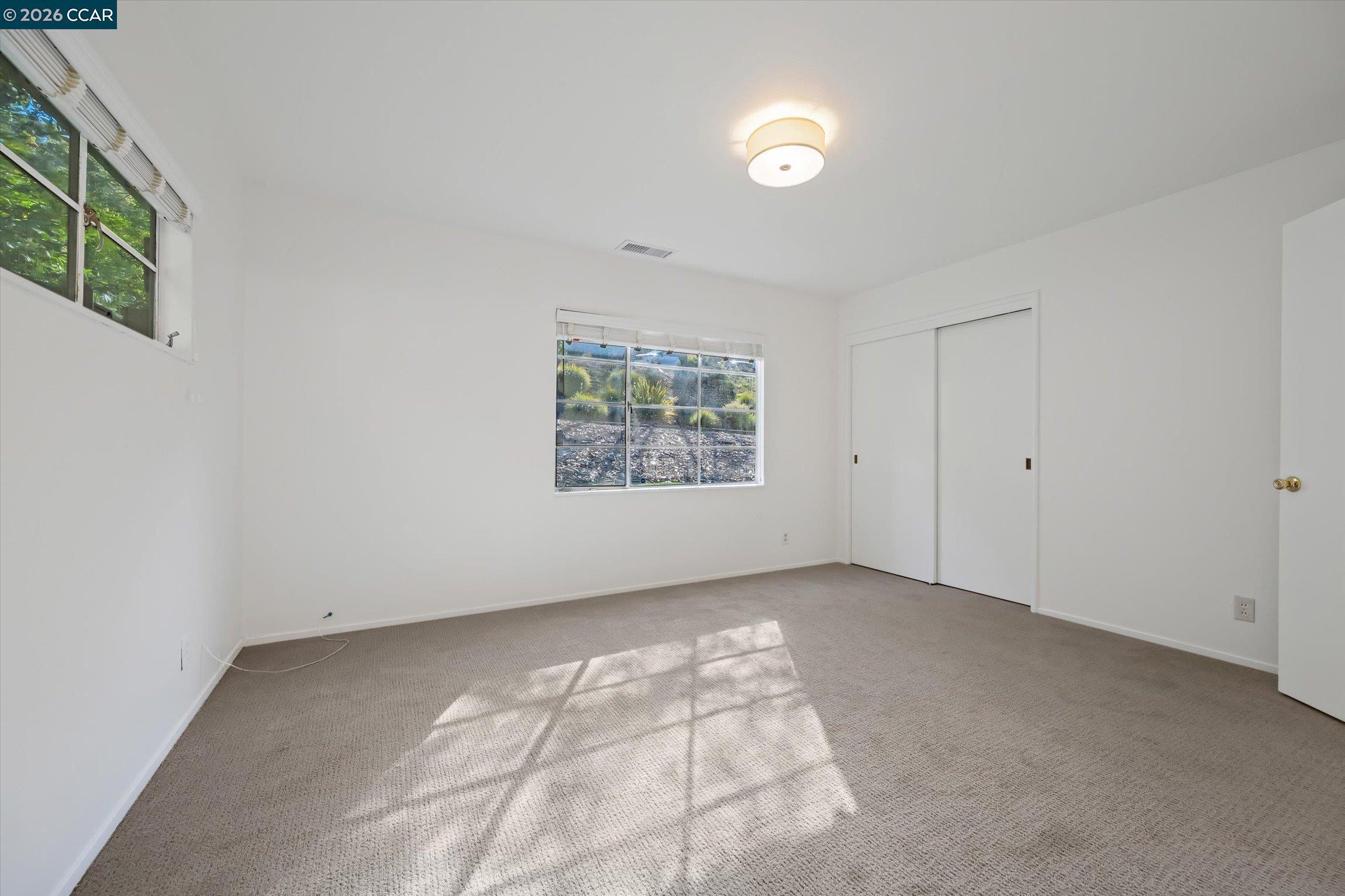 Detail Gallery Image 17 of 28 For 553 Miner Rd, Orinda,  CA 94563 - 3 Beds | 2 Baths