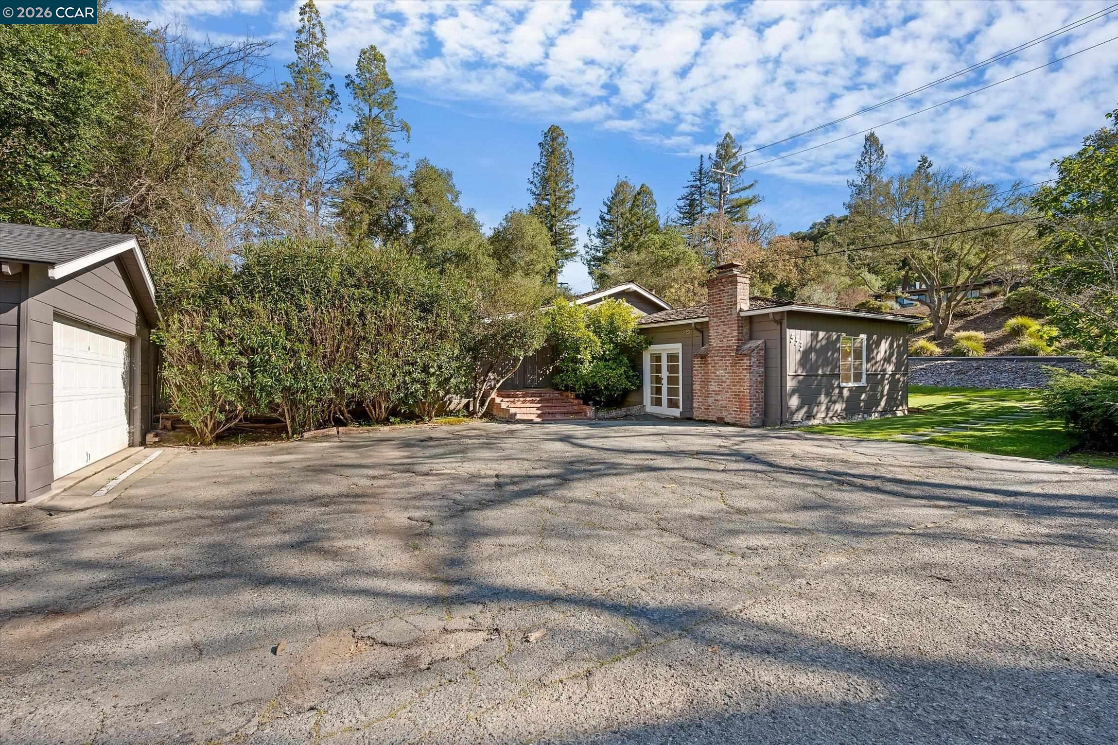 Detail Gallery Image 27 of 28 For 553 Miner Rd, Orinda,  CA 94563 - 3 Beds | 2 Baths