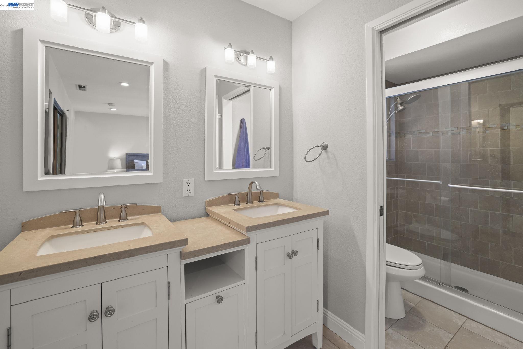 Detail Gallery Image 12 of 18 For 7584 Silvertree Ln, Dublin,  CA 94568 - 3 Beds | 2/1 Baths