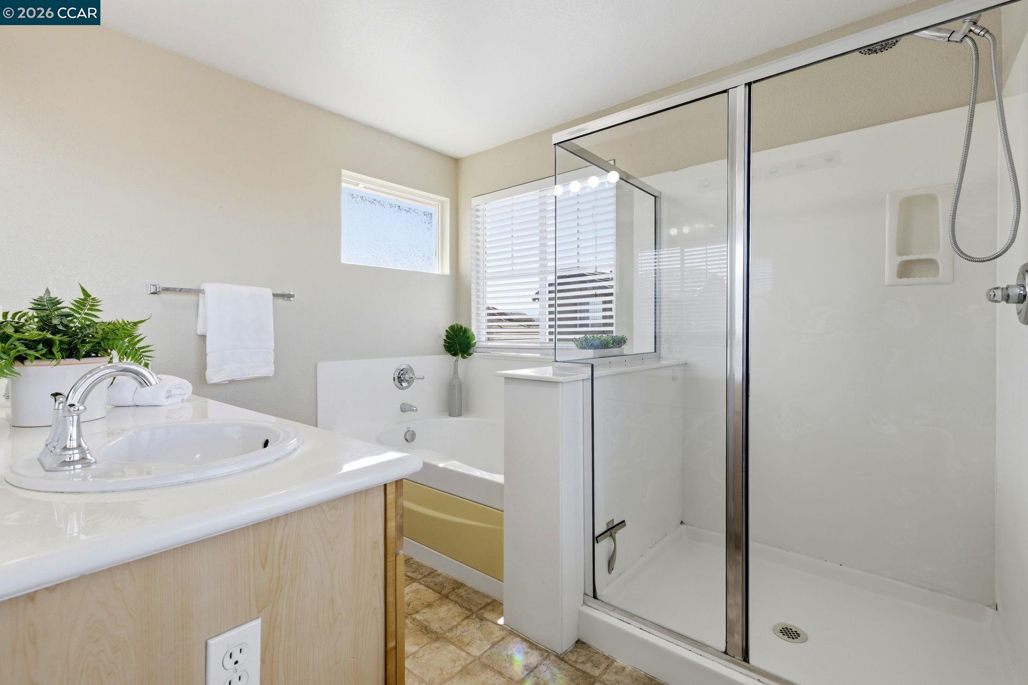 Detail Gallery Image 14 of 22 For 922 Oxford Ln, Brentwood,  CA 94513 - 3 Beds | 2/1 Baths