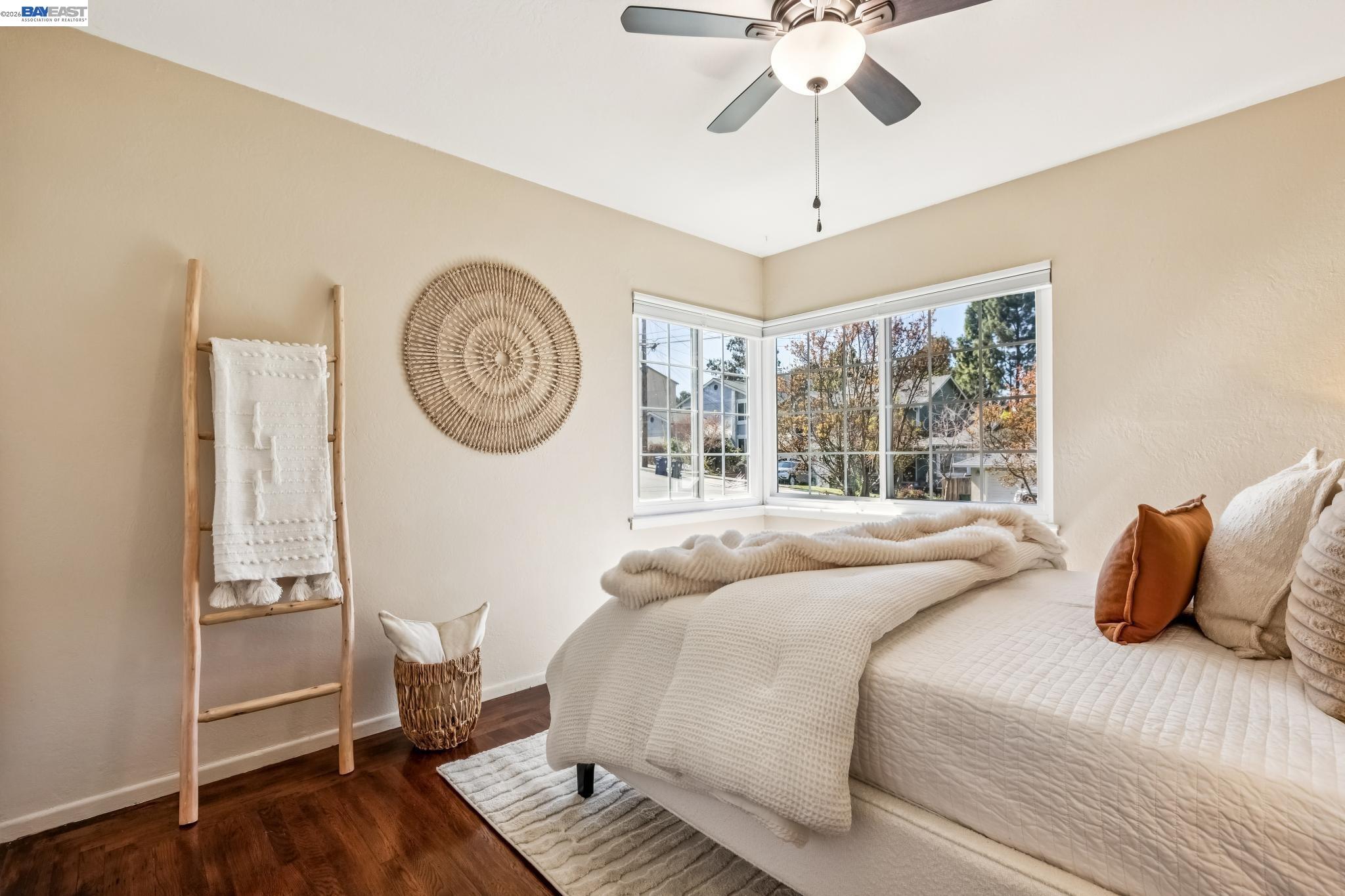 Detail Gallery Image 24 of 58 For 18810 Madison Ave, Castro Valley,  CA 94546 - 2 Beds | 1 Baths