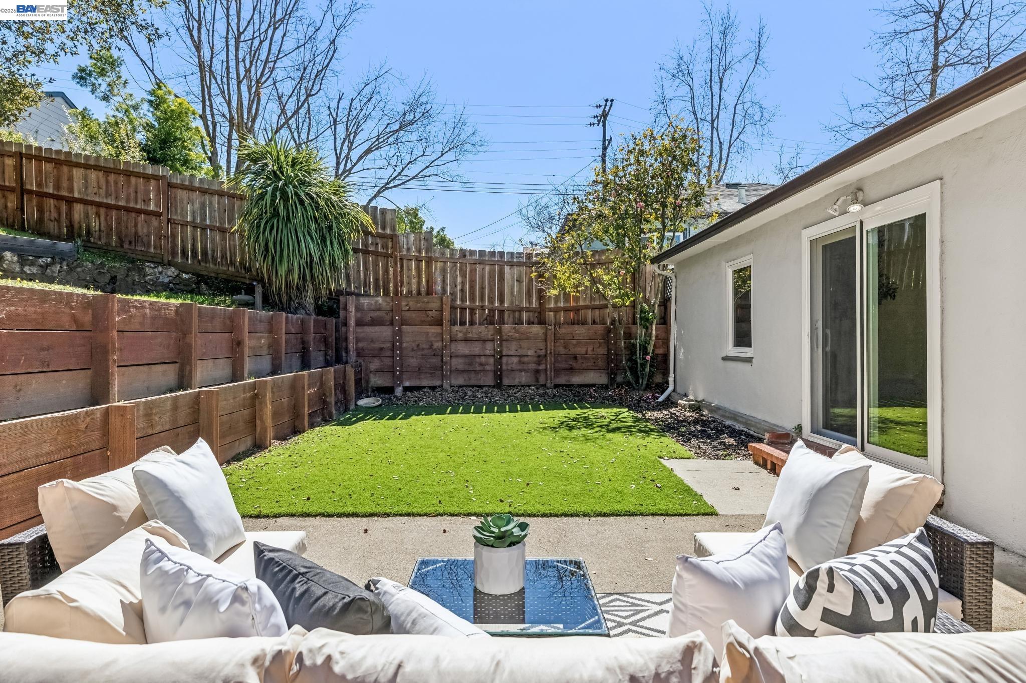 Detail Gallery Image 45 of 58 For 18810 Madison Ave, Castro Valley,  CA 94546 - 2 Beds | 1 Baths