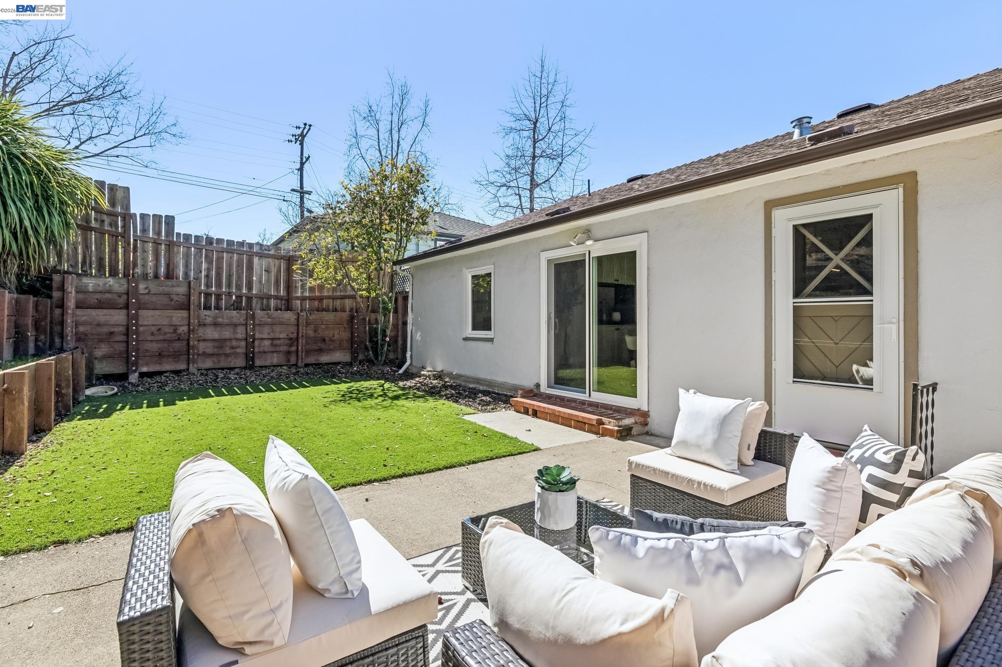 Detail Gallery Image 46 of 58 For 18810 Madison Ave, Castro Valley,  CA 94546 - 2 Beds | 1 Baths