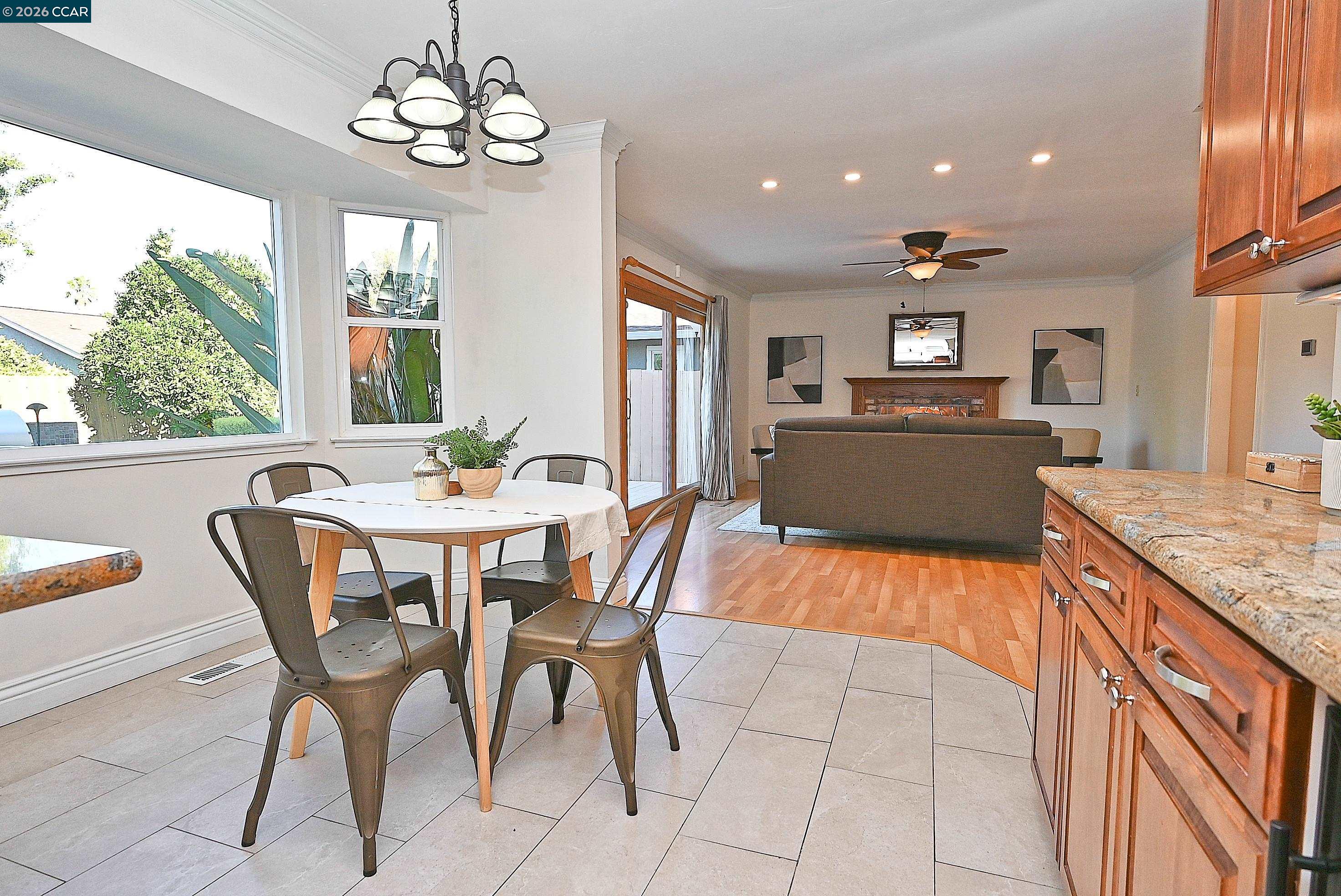 Detail Gallery Image 17 of 46 For 5091 Saint Celestine Court, Concord,  CA 94521 - 4 Beds | 2/1 Baths