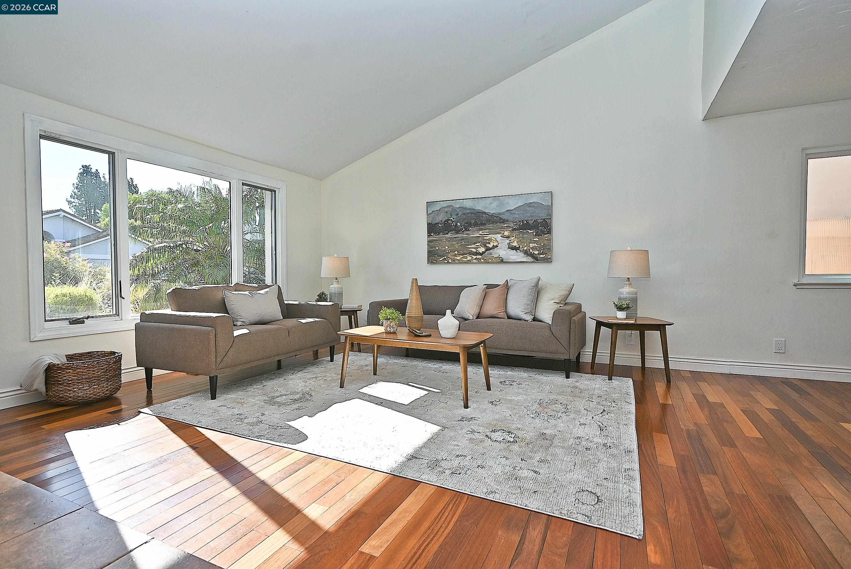 Detail Gallery Image 6 of 46 For 5091 Saint Celestine Court, Concord,  CA 94521 - 4 Beds | 2/1 Baths