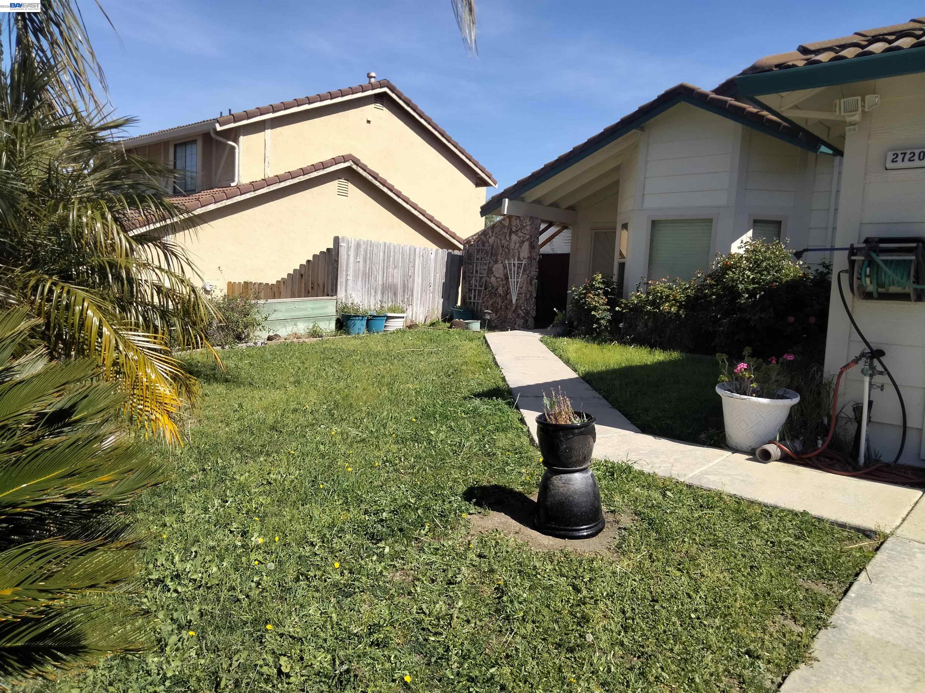 Detail Gallery Image 2 of 28 For 2720 Asilomar Dr., Antioch,  CA 94531 - 4 Beds | 2 Baths