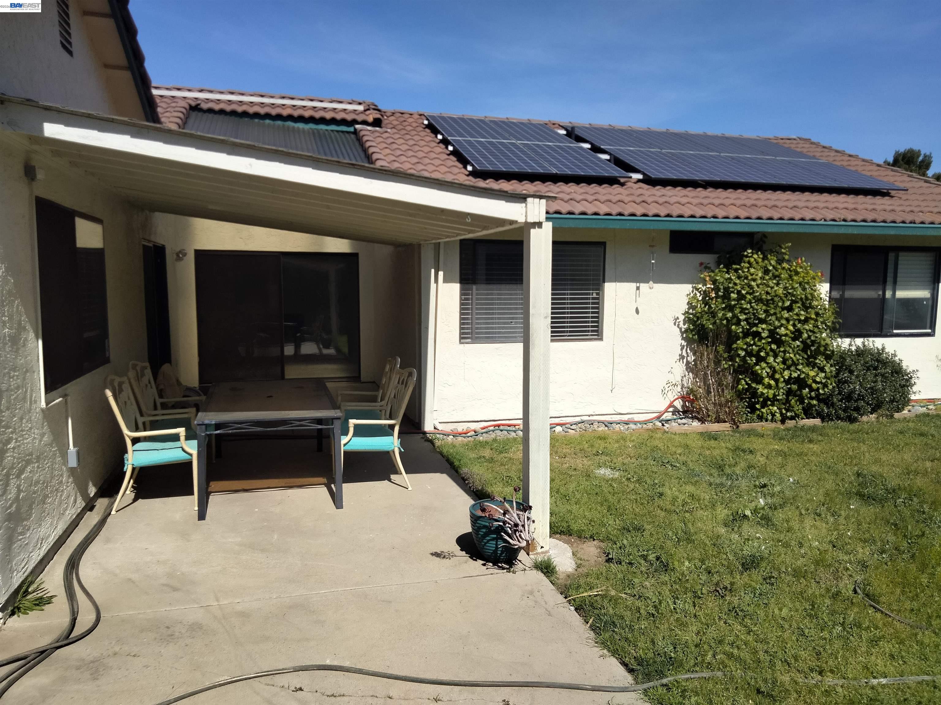 Detail Gallery Image 20 of 28 For 2720 Asilomar Dr., Antioch,  CA 94531 - 4 Beds | 2 Baths