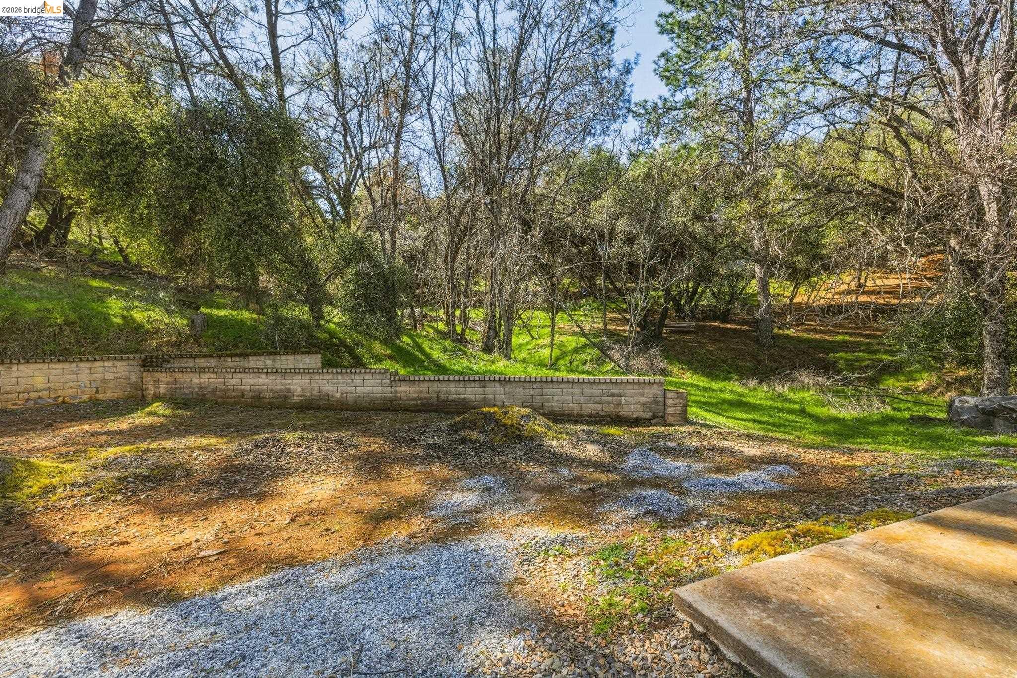 Detail Gallery Image 11 of 51 For 23608 Porcina Way, Columbia,  CA 95310 - 4 Beds | 4 Baths