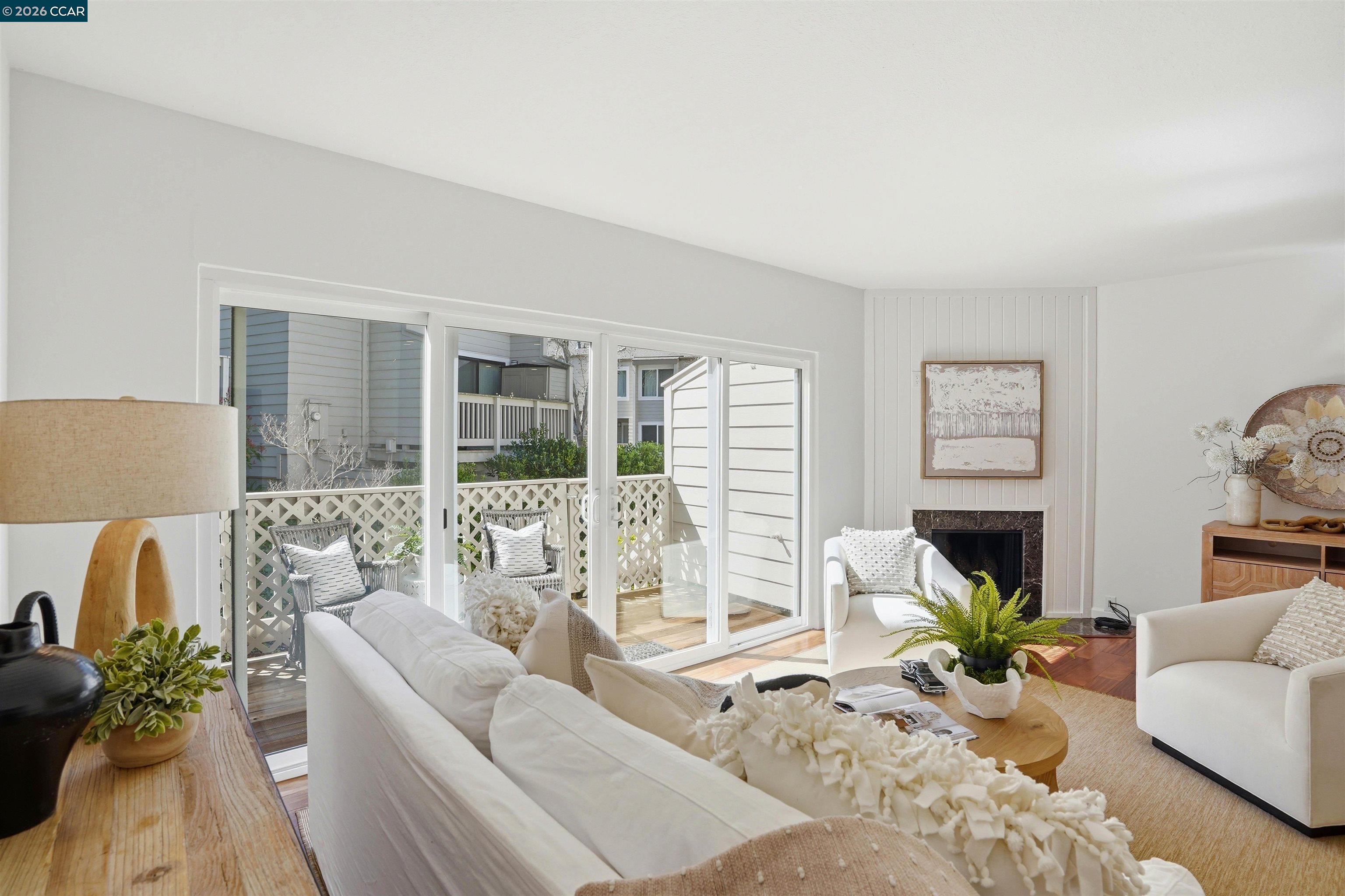 Photo #4: 41126562 Listing: Photo #4