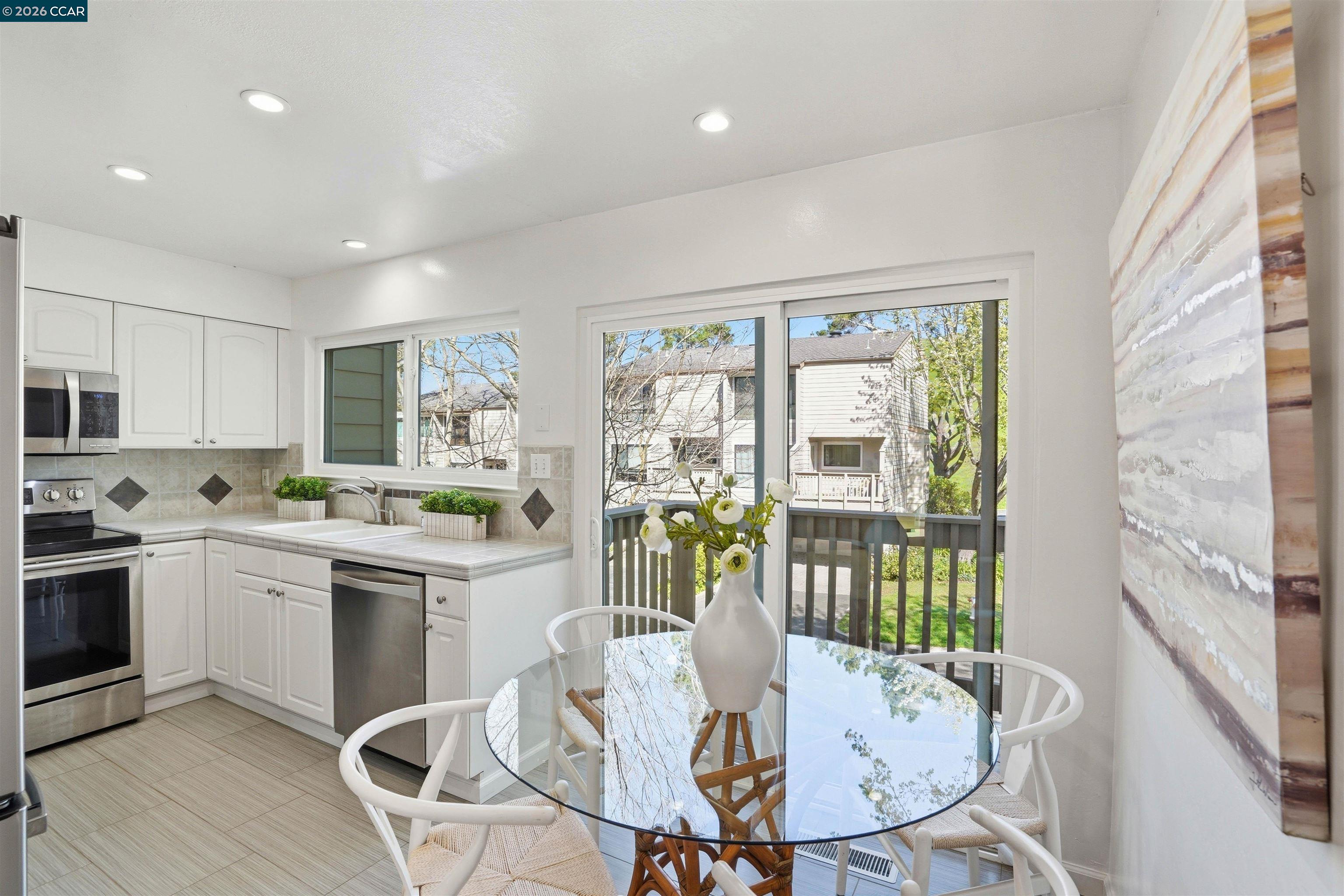 Photo #9: 41126562 Listing: Photo #9