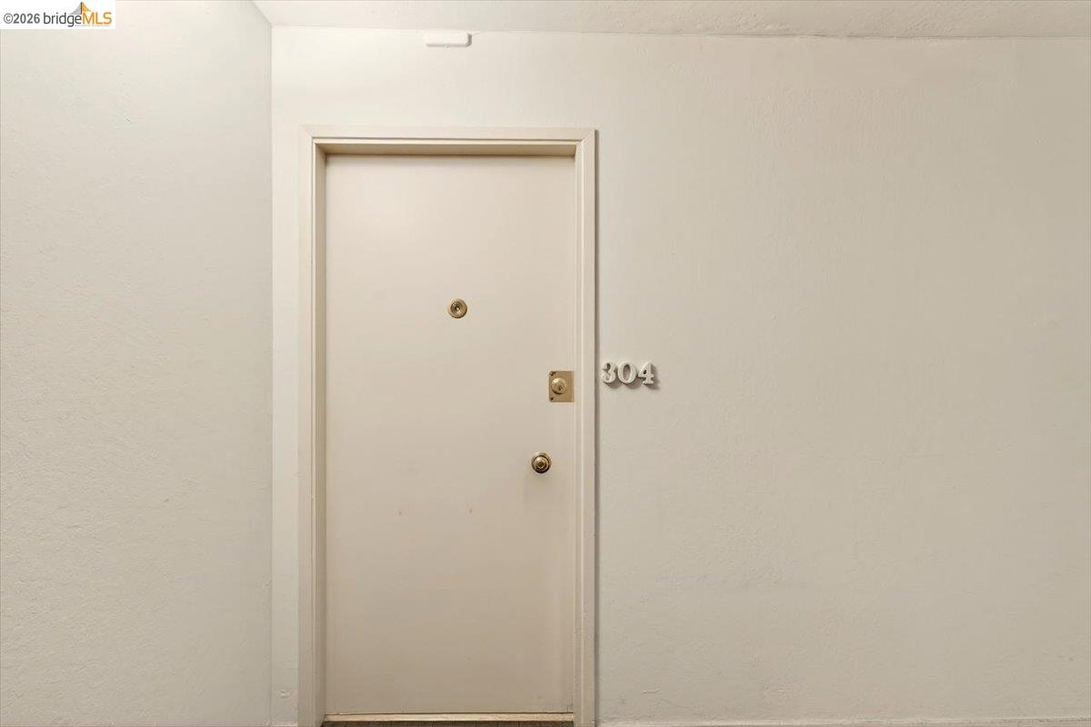 Photo #8: 41126564 Listing: Photo #8