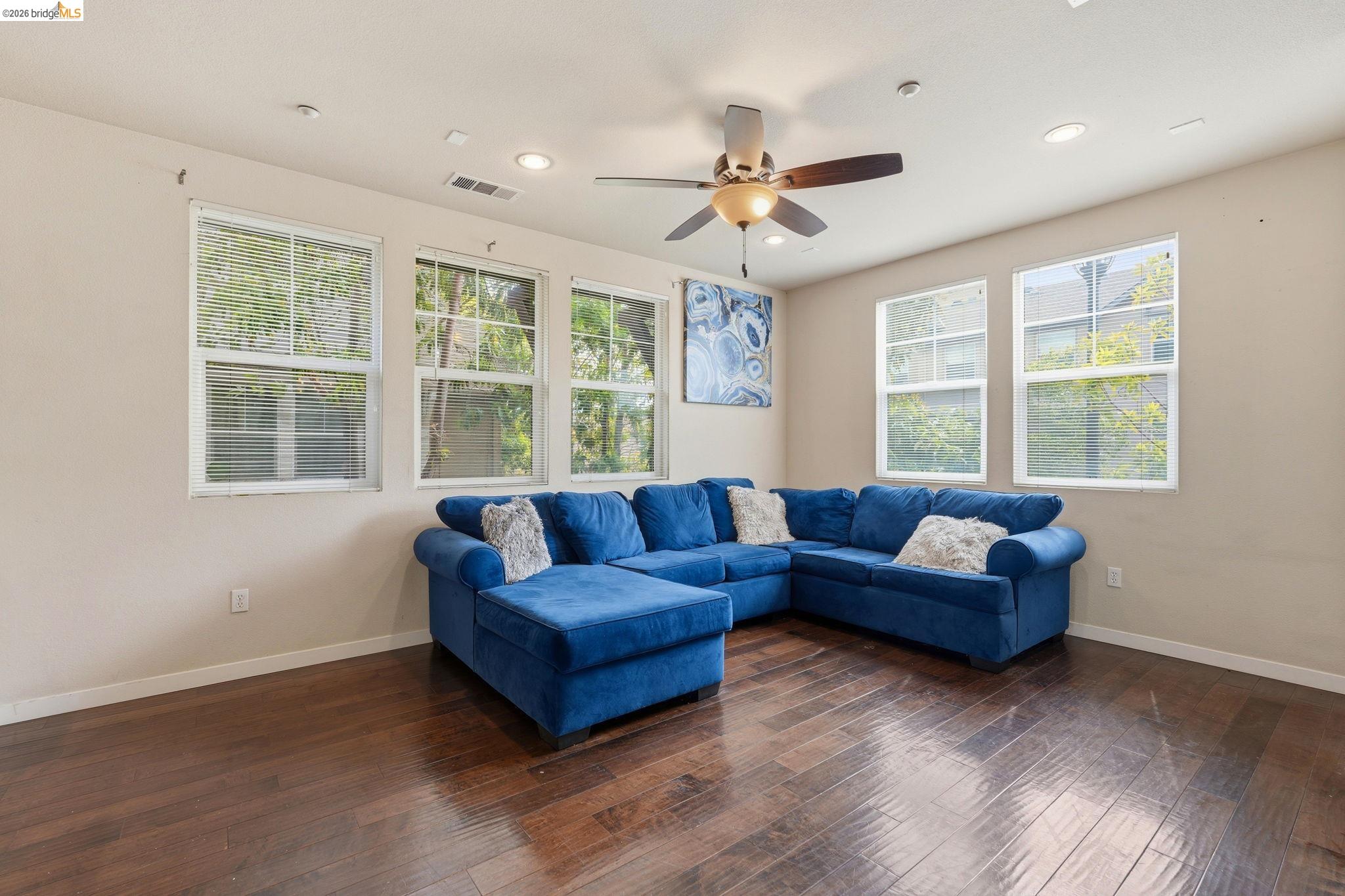 Photo #5: 41126565 Listing: Photo #5