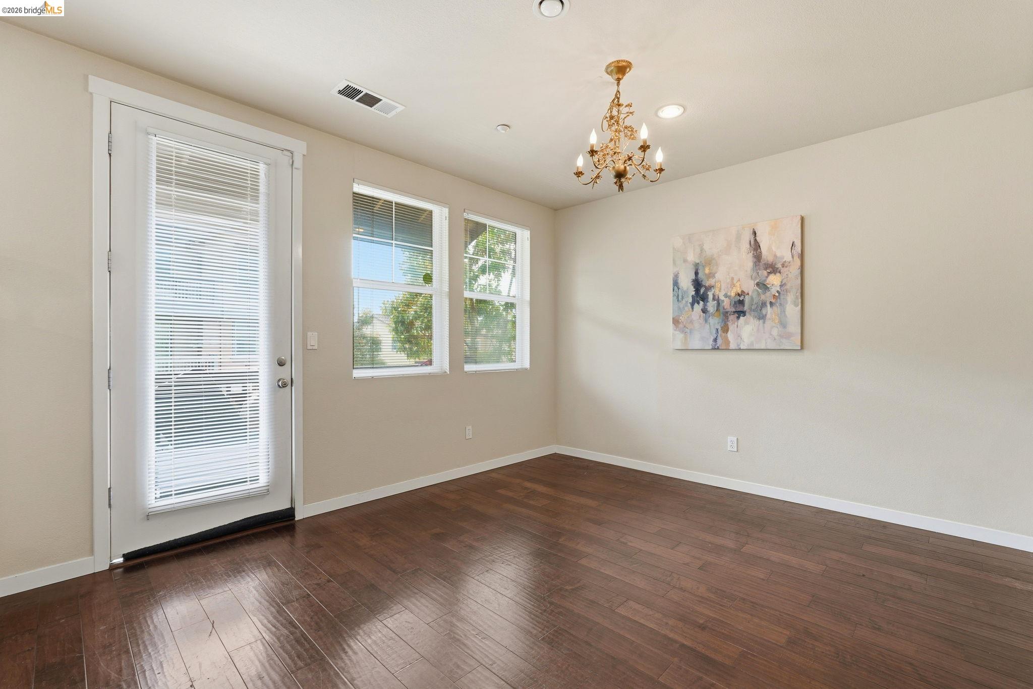 Photo #10: 41126565 Listing: Photo #10