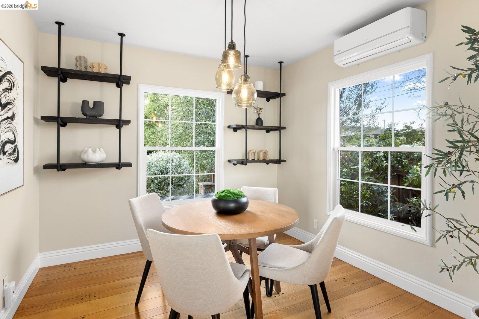 Detail Gallery Image 17 of 57 For 409 Pershing Dr, San Leandro,  CA 94577 - 3 Beds | 2 Baths