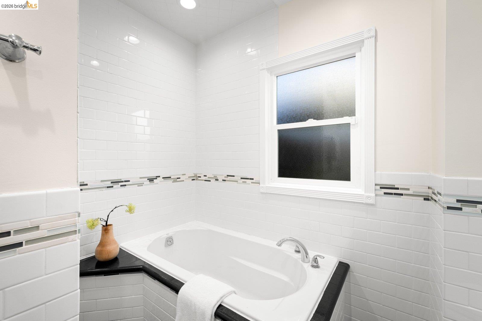 Detail Gallery Image 29 of 57 For 409 Pershing Dr, San Leandro,  CA 94577 - 3 Beds | 2 Baths