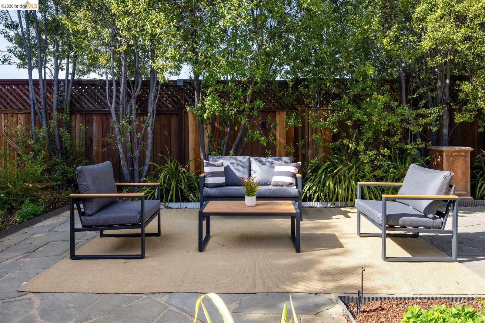 Detail Gallery Image 45 of 57 For 409 Pershing Dr, San Leandro,  CA 94577 - 3 Beds | 2 Baths