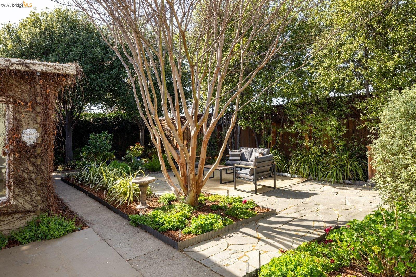 Detail Gallery Image 53 of 57 For 409 Pershing Dr, San Leandro,  CA 94577 - 3 Beds | 2 Baths