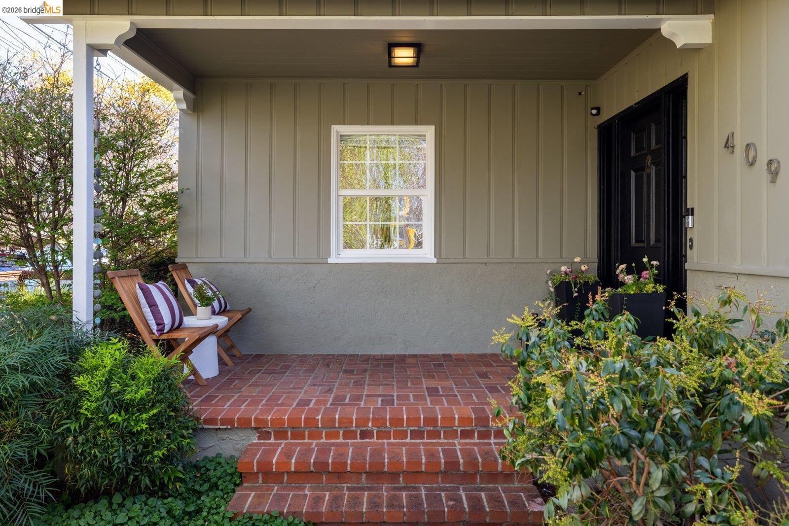 Detail Gallery Image 7 of 57 For 409 Pershing Dr, San Leandro,  CA 94577 - 3 Beds | 2 Baths