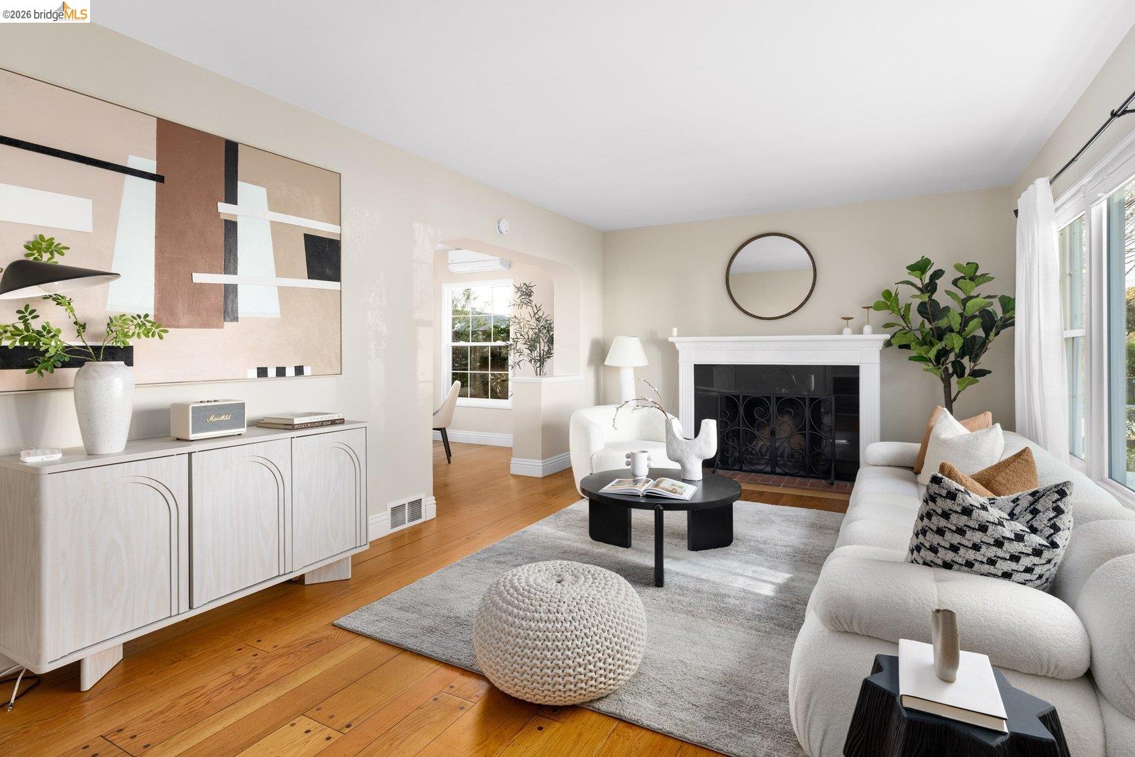 Detail Gallery Image 10 of 57 For 409 Pershing Dr, San Leandro,  CA 94577 - 3 Beds | 2 Baths