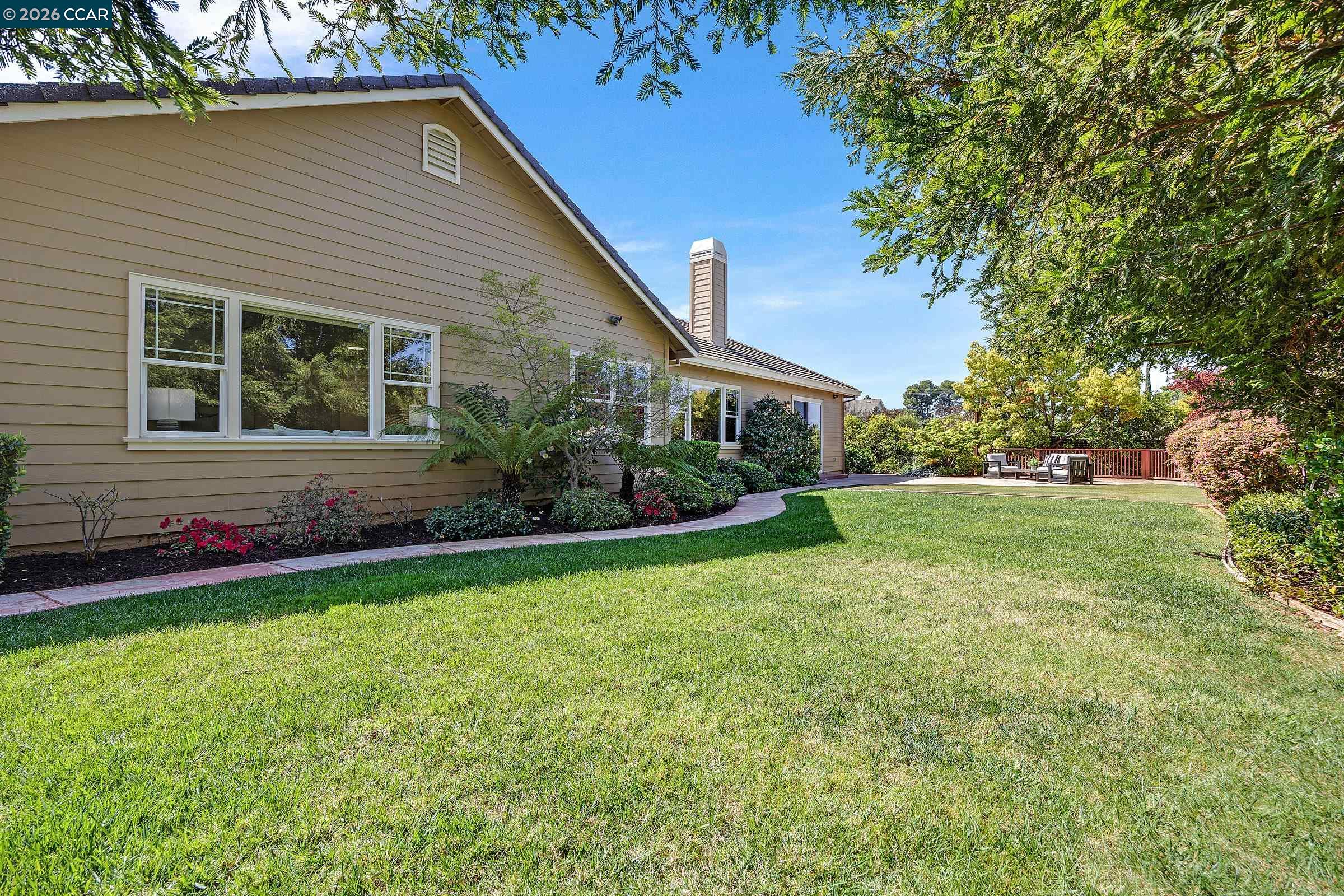 5 Pardi Ln, Clayton, CA, 94517