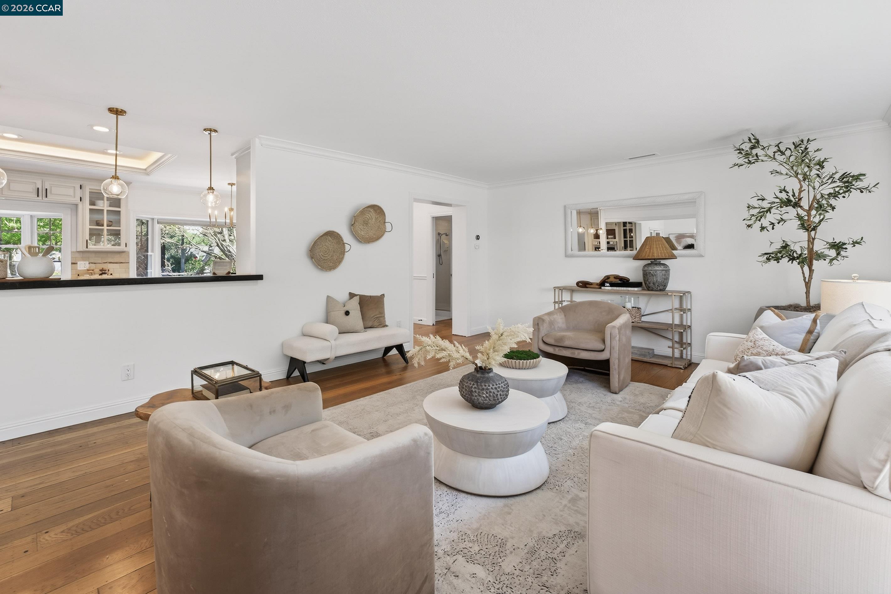 Detail Gallery Image 12 of 54 For 261 Montecillo Drive, Walnut Creek,  CA 94595 - 3 Beds | 2 Baths