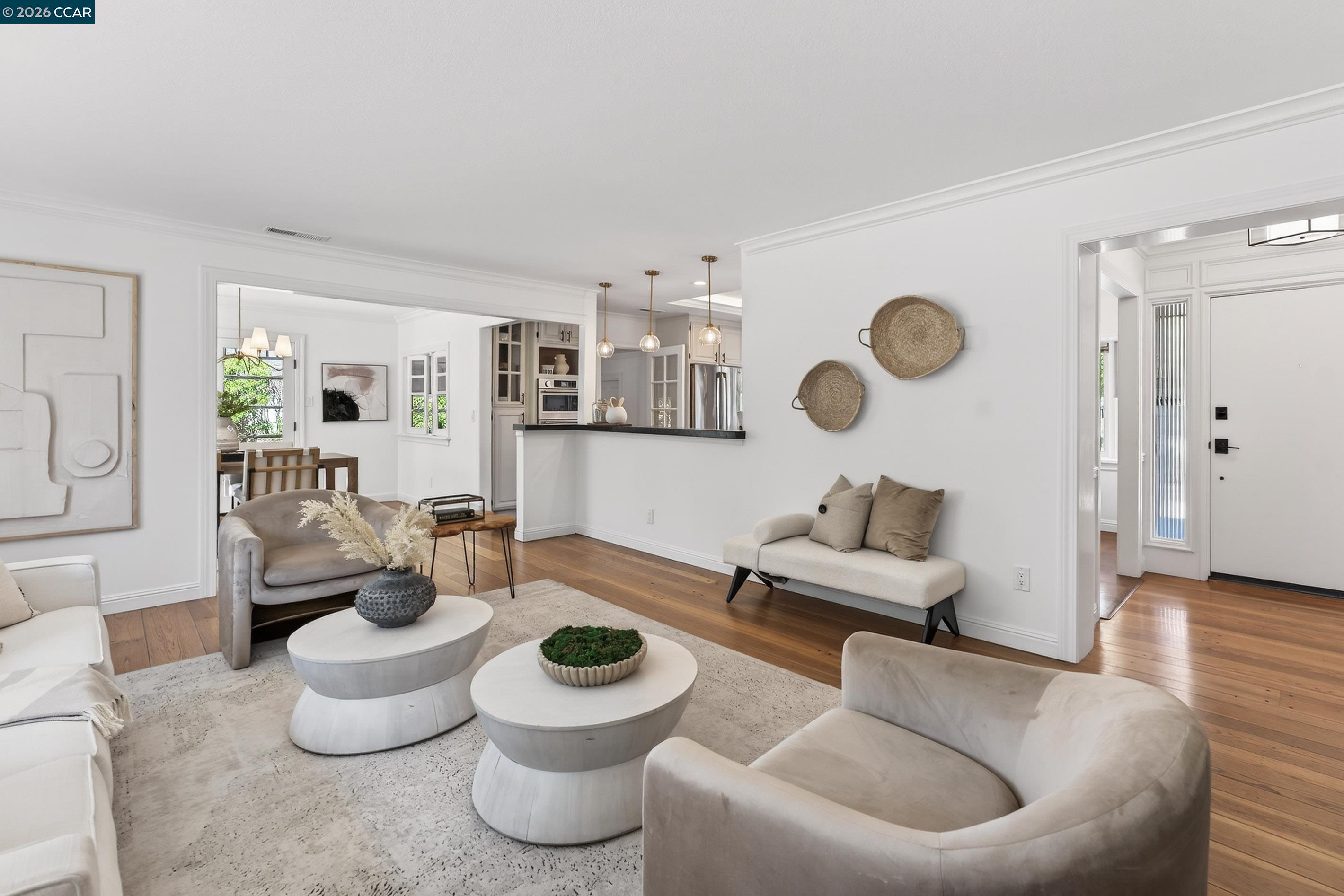 Detail Gallery Image 13 of 54 For 261 Montecillo Drive, Walnut Creek,  CA 94595 - 3 Beds | 2 Baths