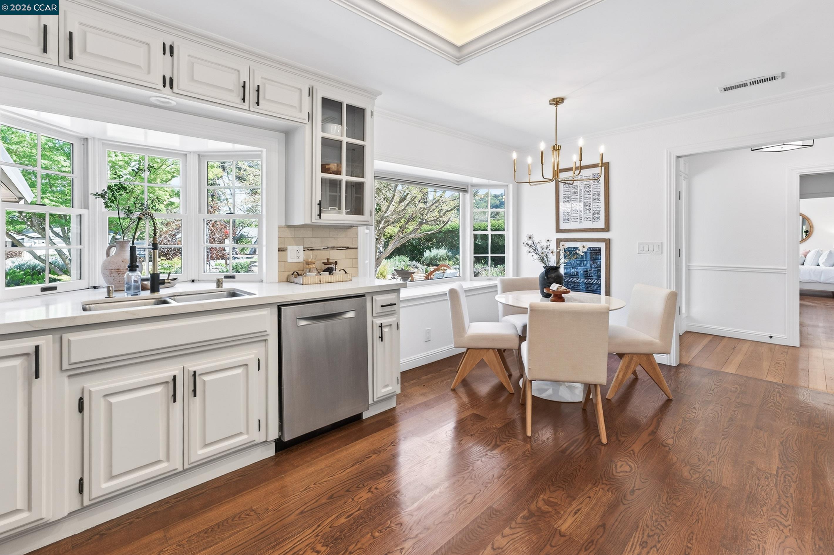 Detail Gallery Image 9 of 54 For 261 Montecillo Drive, Walnut Creek,  CA 94595 - 3 Beds | 2 Baths