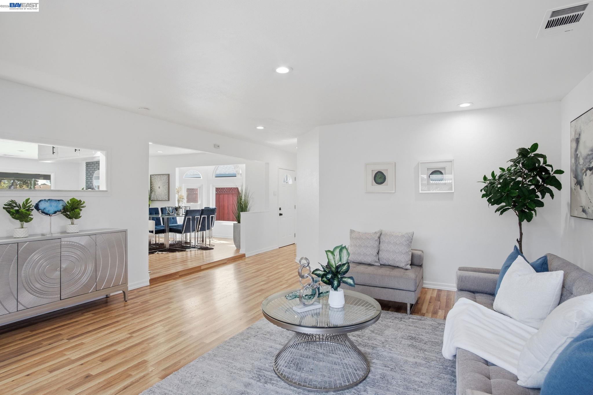 Detail Gallery Image 14 of 43 For 4531 Stevenson Blvd, Fremont,  CA 94538 - 4 Beds | 2 Baths