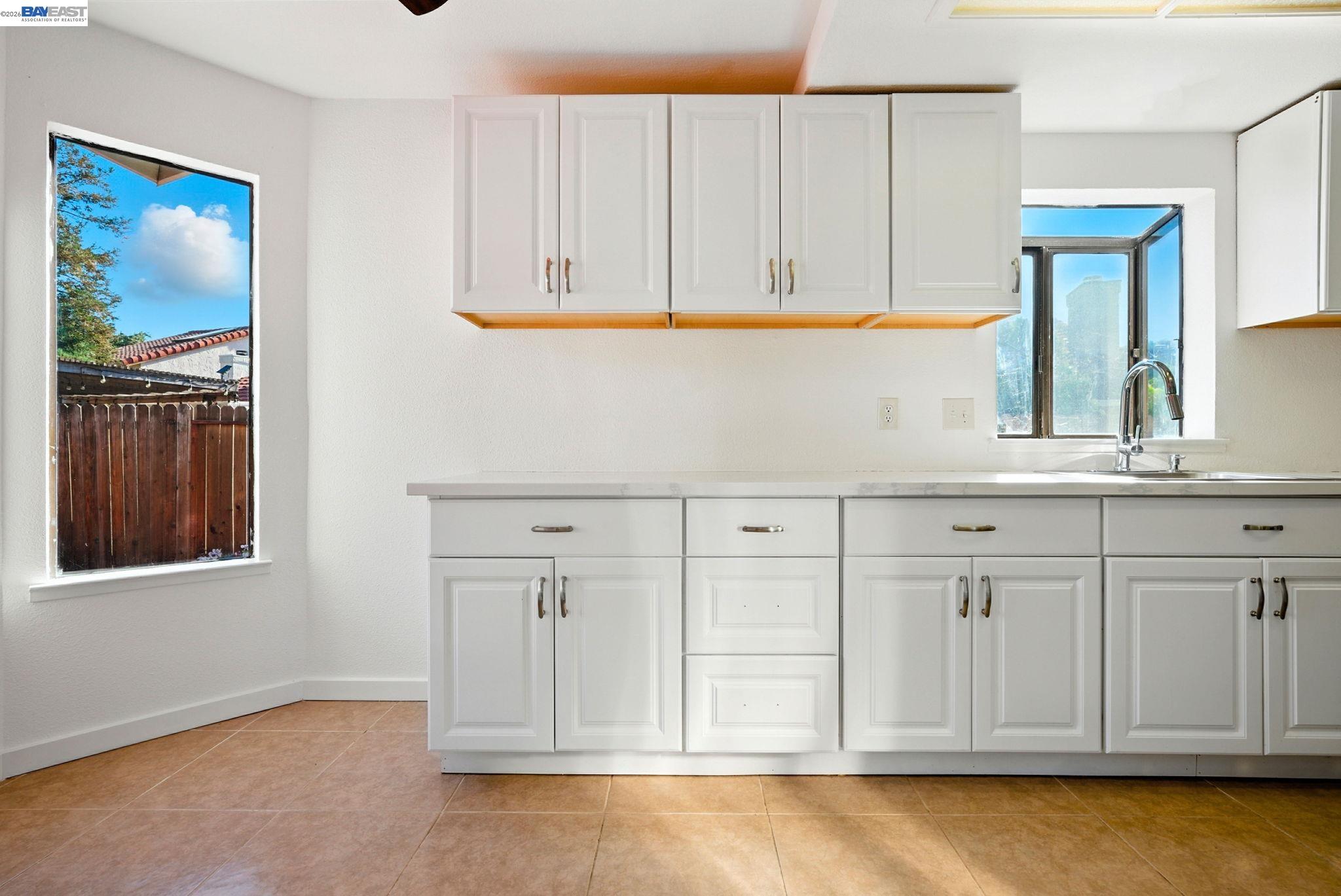 Detail Gallery Image 11 of 58 For 2524 Brazil Ct, Antioch,  CA 94509 - 4 Beds | 3 Baths