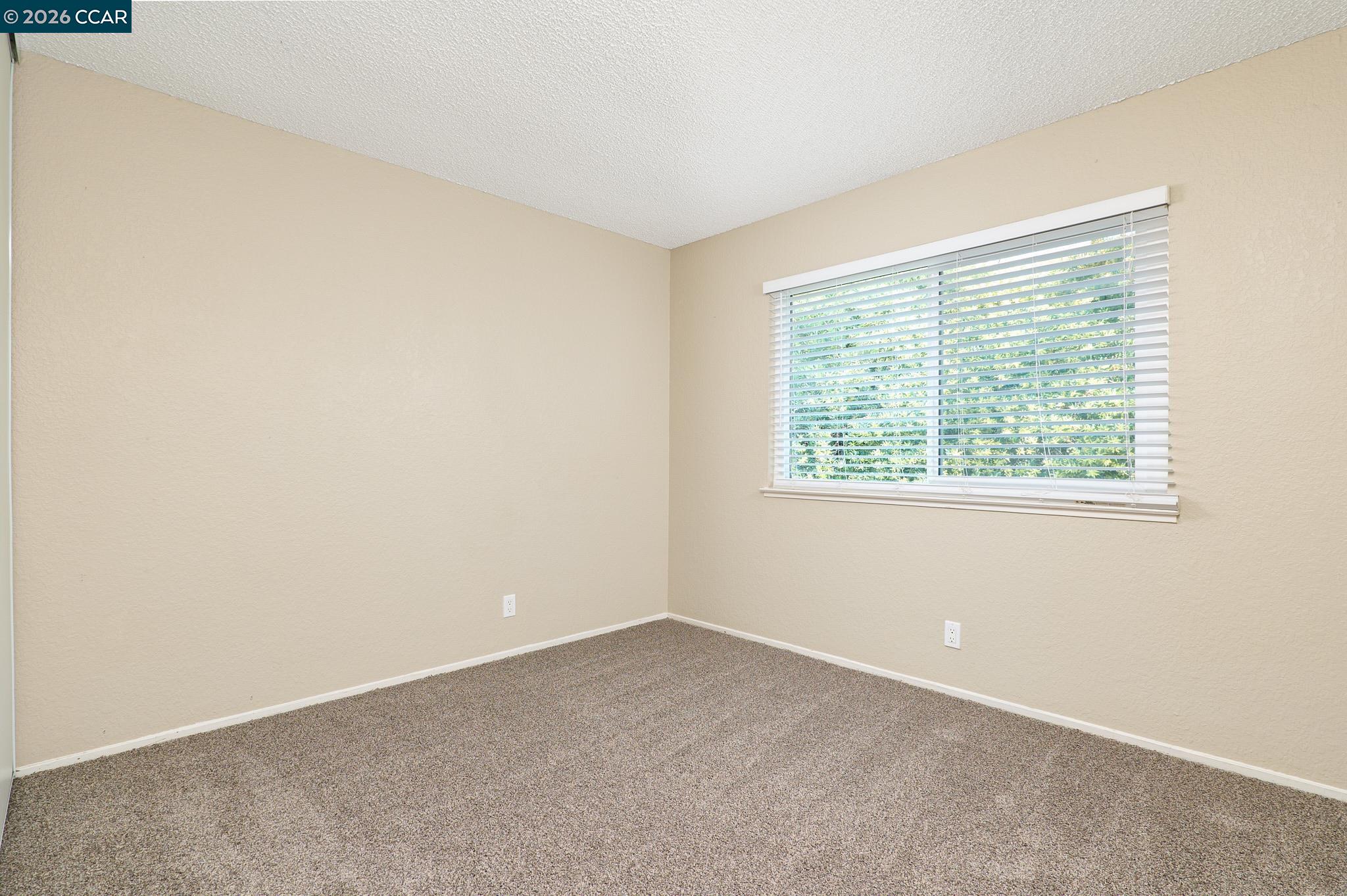 Detail Gallery Image 20 of 25 For 120 Persimmon Dr, Vallejo,  CA 94589 - 4 Beds | 2/1 Baths