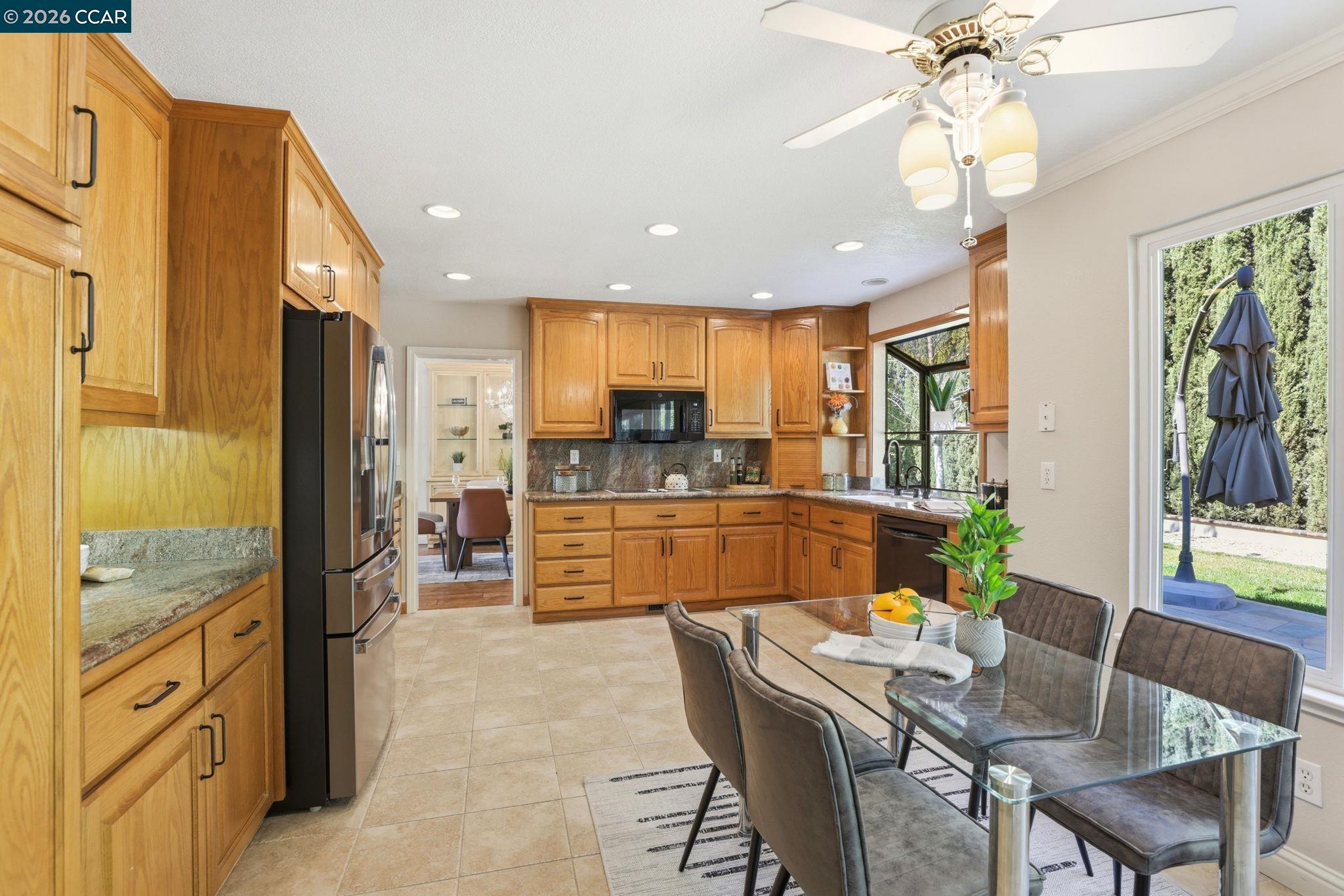 Detail Gallery Image 13 of 41 For 562 Touriga Ct, Pleasanton,  CA 94566 - 4 Beds | 2/1 Baths