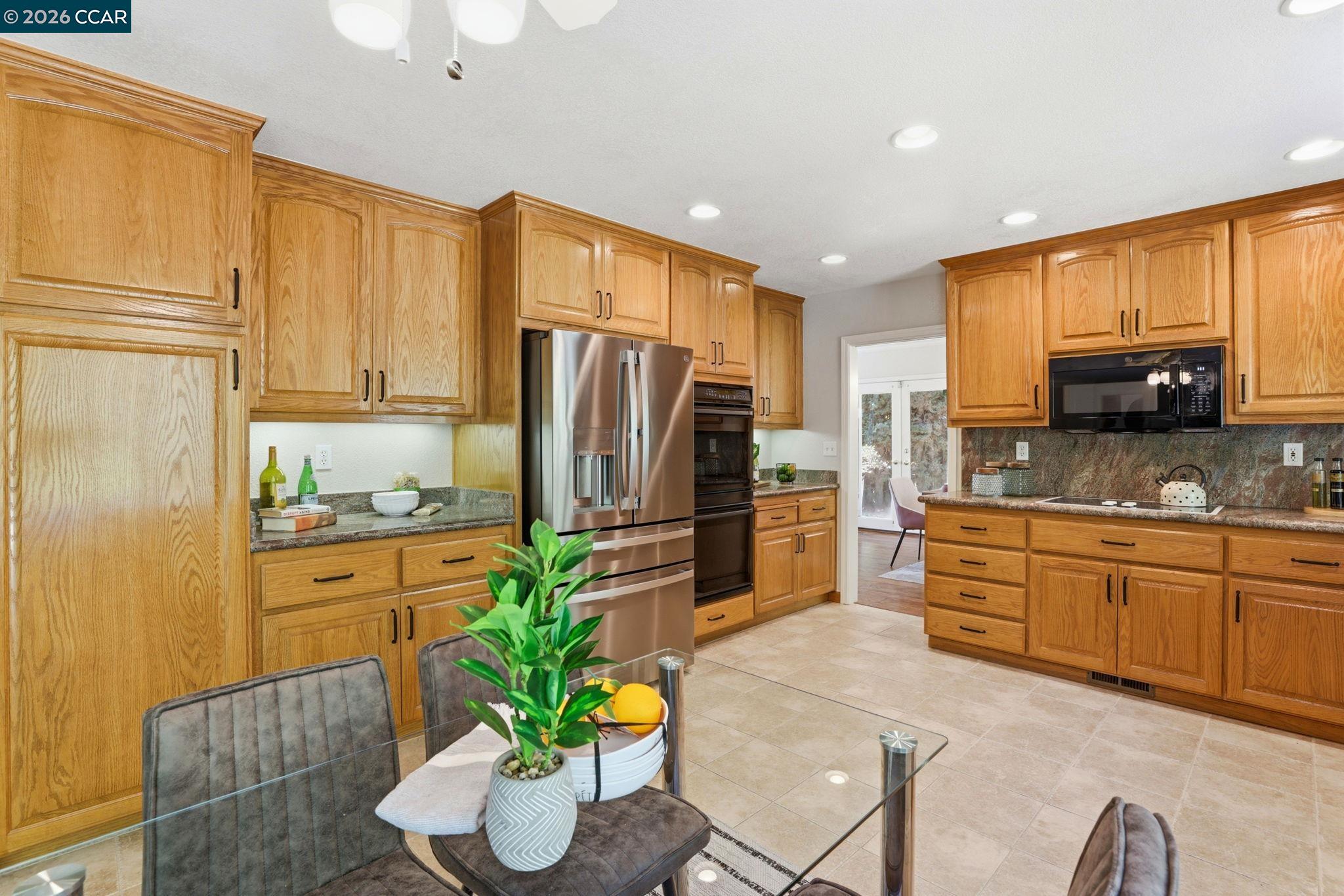 Detail Gallery Image 15 of 41 For 562 Touriga Ct, Pleasanton,  CA 94566 - 4 Beds | 2/1 Baths