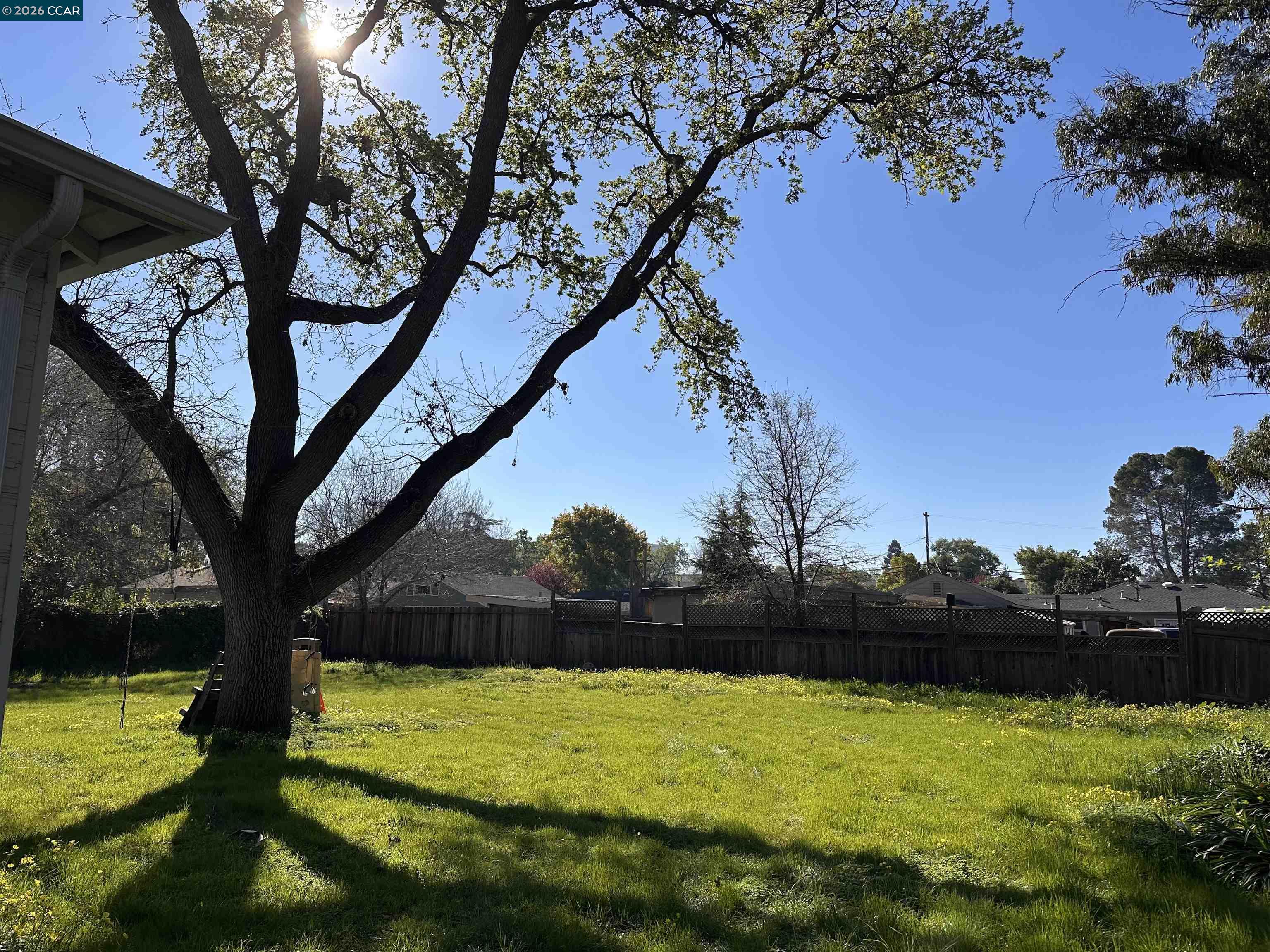 Detail Gallery Image 5 of 6 For 50 Pleasant Valley Dr, Walnut Creek,  CA 94597 - – Beds | – Baths