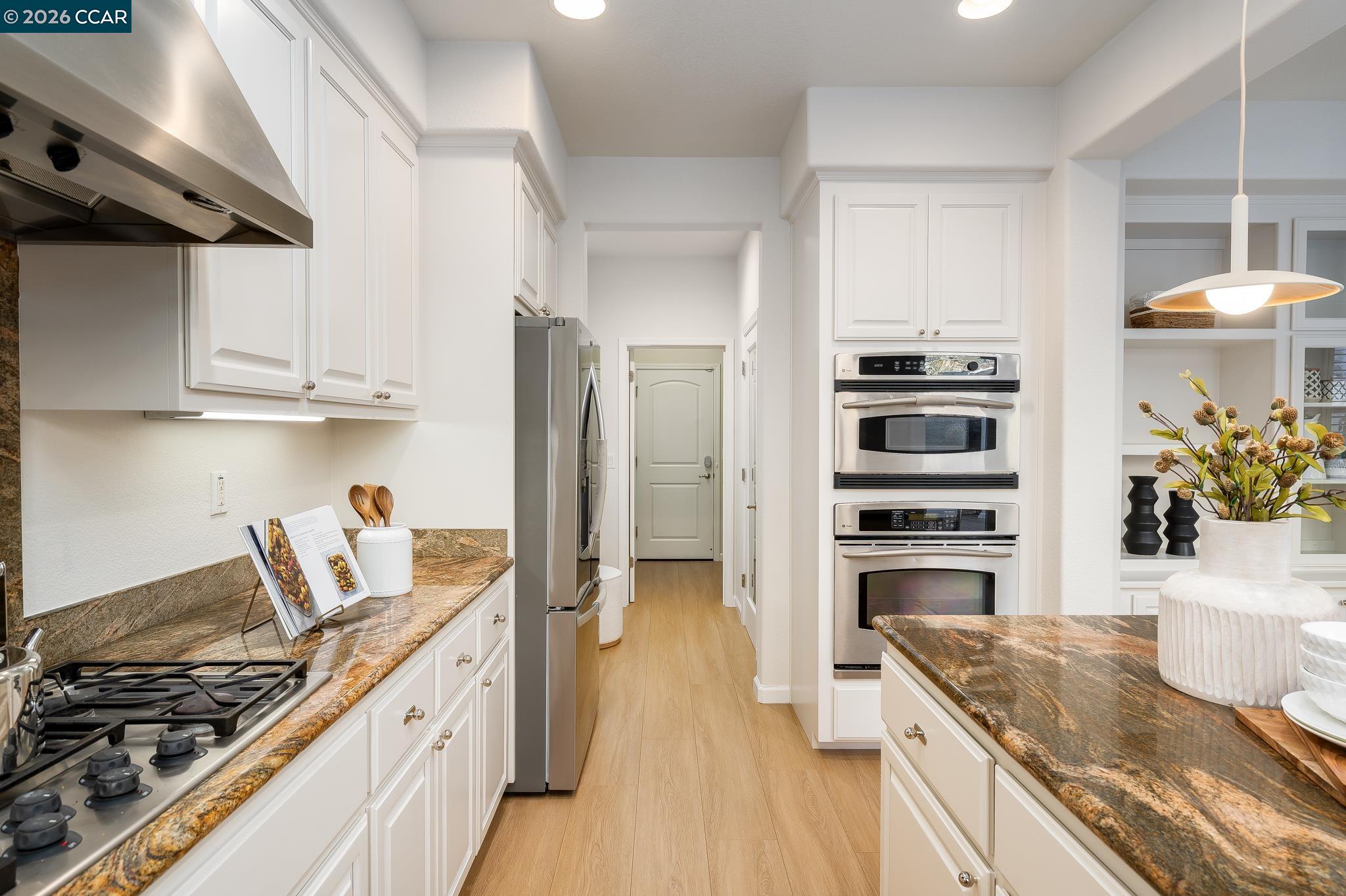 Detail Gallery Image 12 of 27 For 3138 Ashbrook Ln, San Ramon,  CA 94582 - 4 Beds | 3 Baths