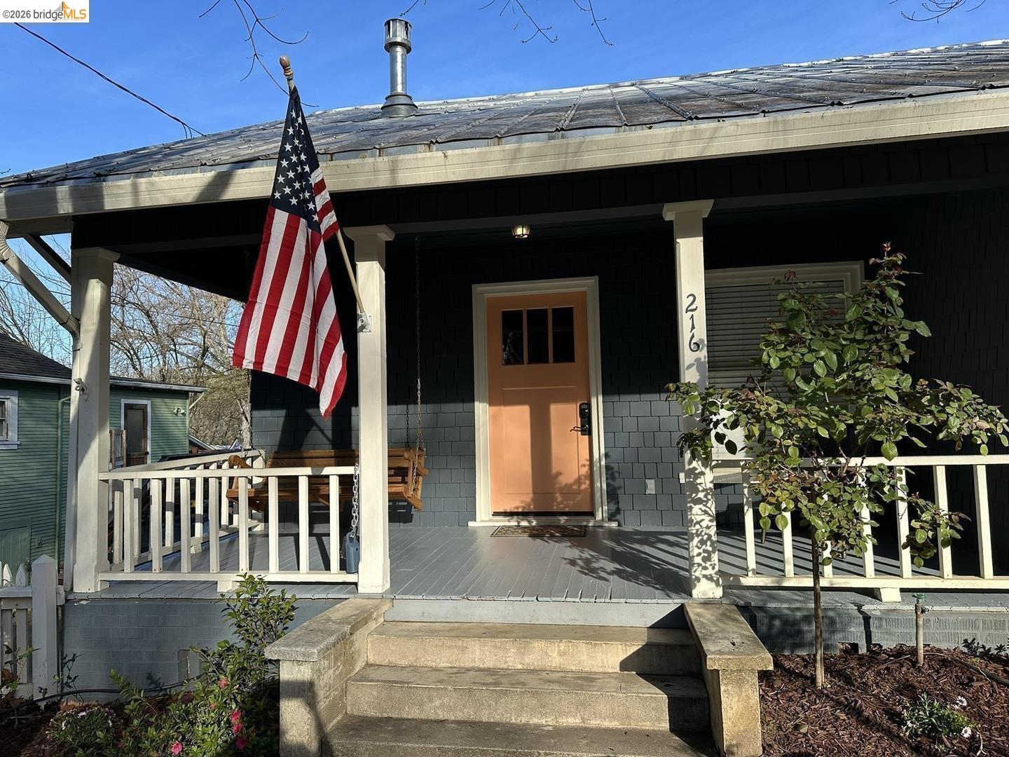 Front Image Thumbnail for EB41126580