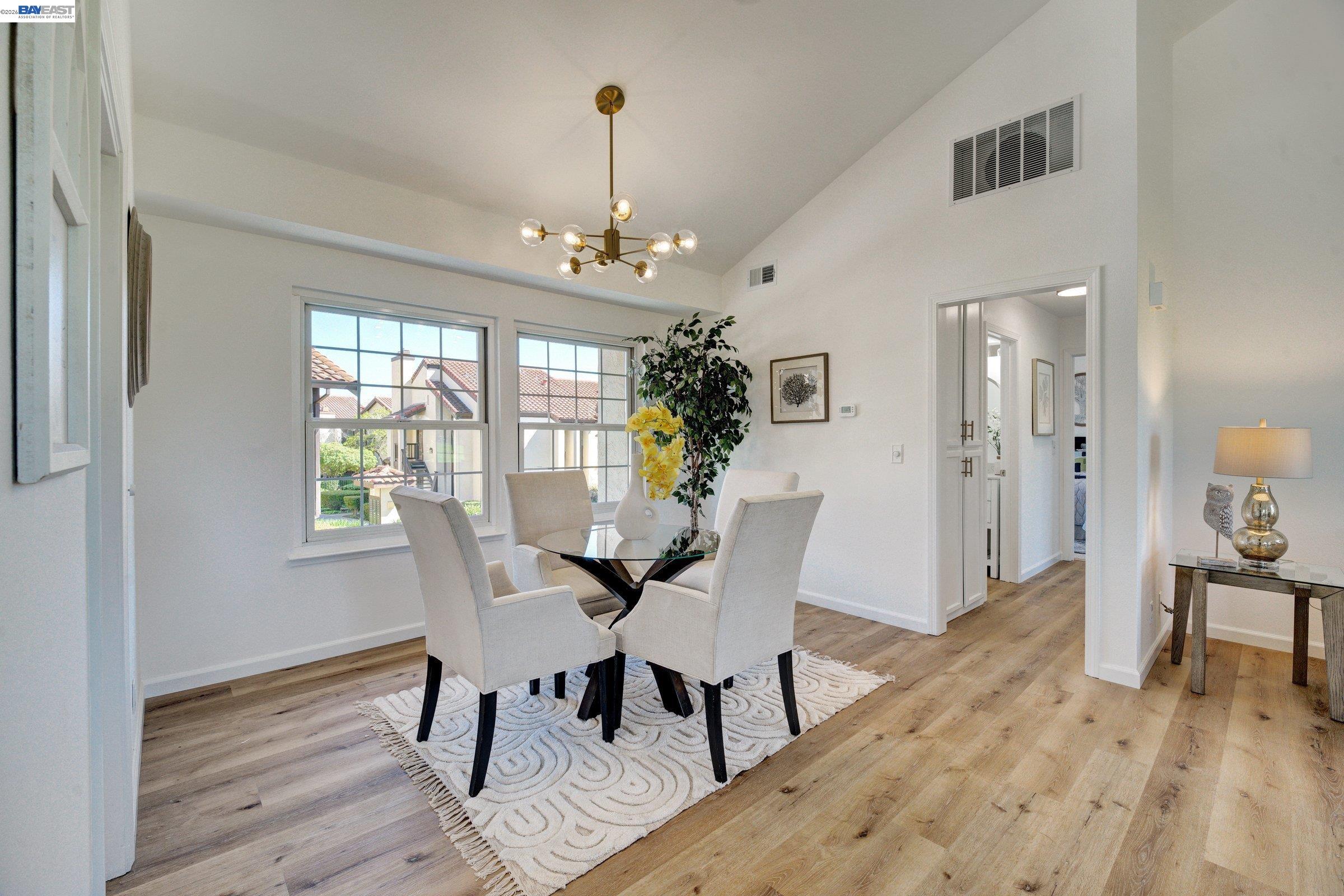 Photo #8: 41126581 Listing: Photo #8