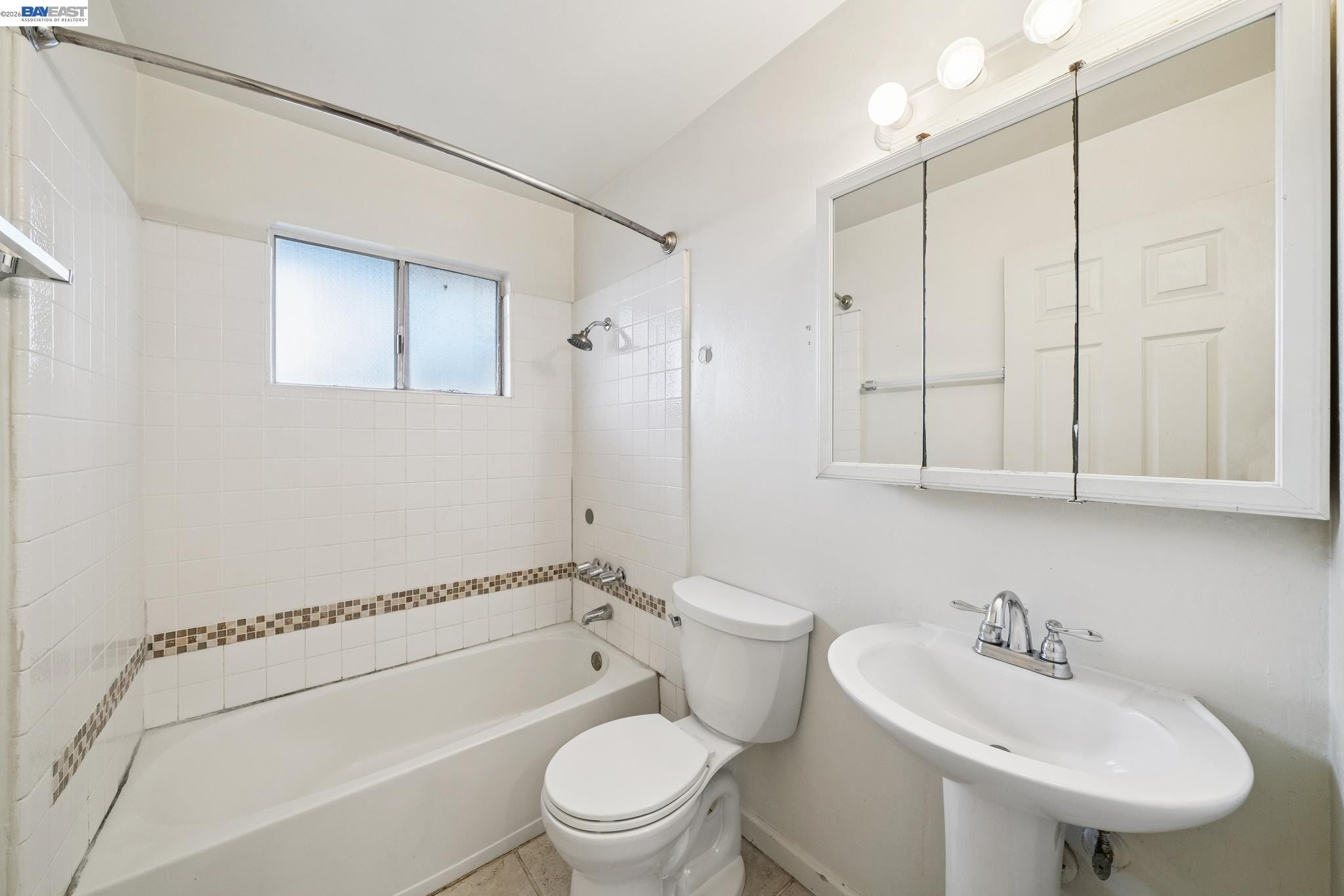 Detail Gallery Image 23 of 38 For 1384 Berry Ln, Brentwood,  CA 94513 - – Beds | – Baths