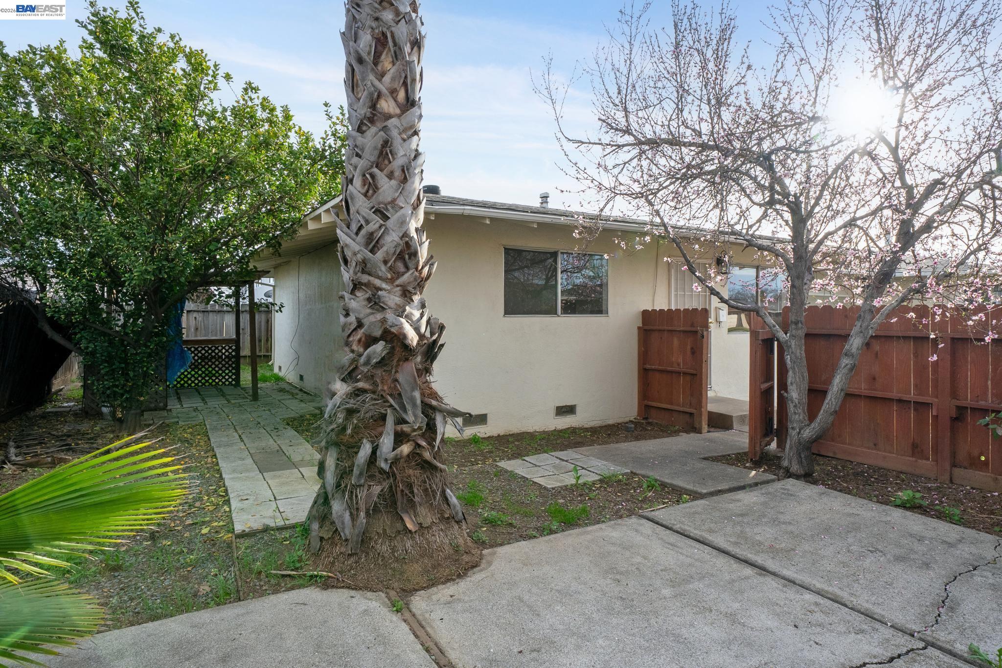 Detail Gallery Image 31 of 38 For 1384 Berry Ln, Brentwood,  CA 94513 - – Beds | – Baths