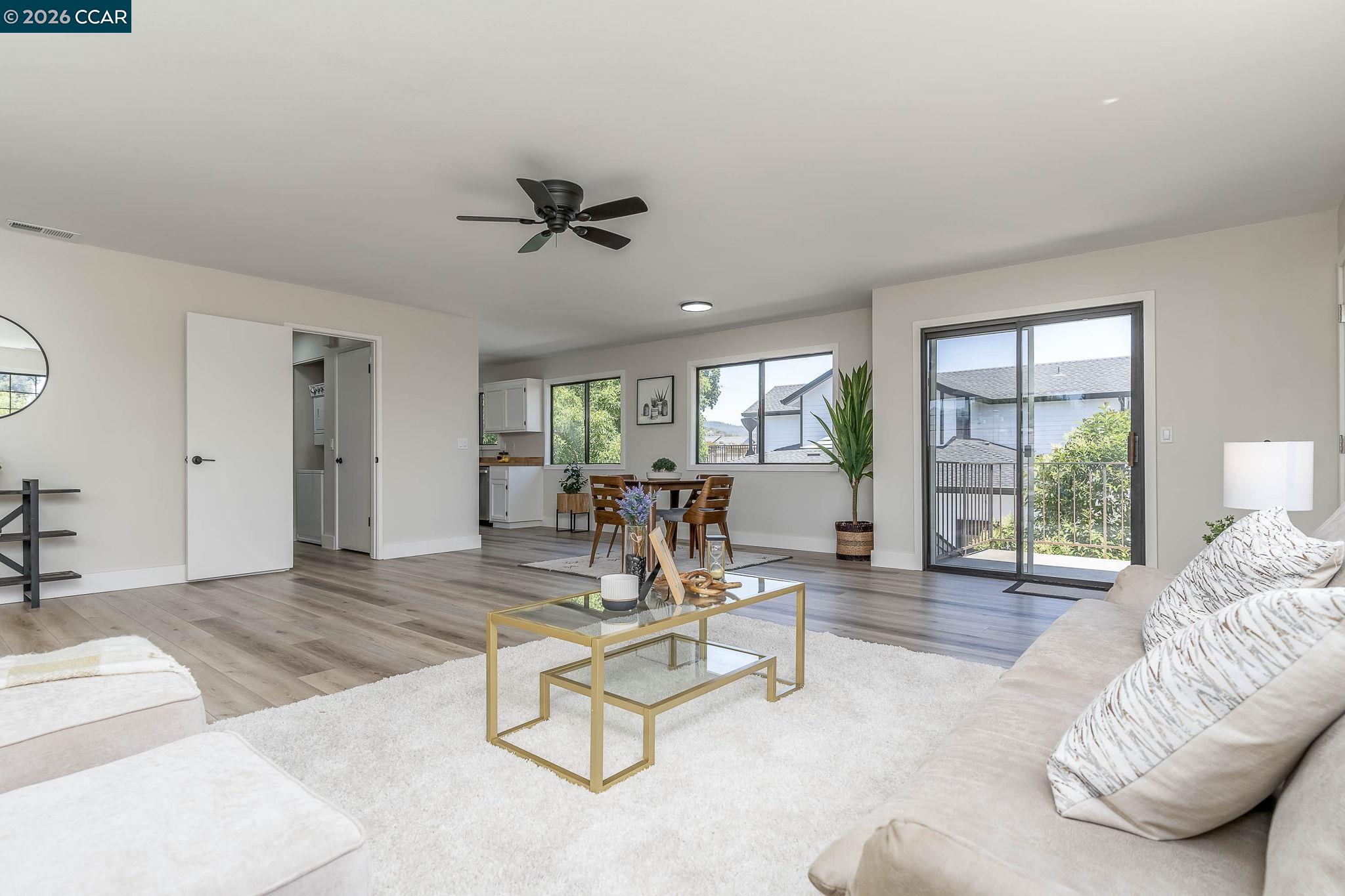 Front Image Thumbnail for CC41126583